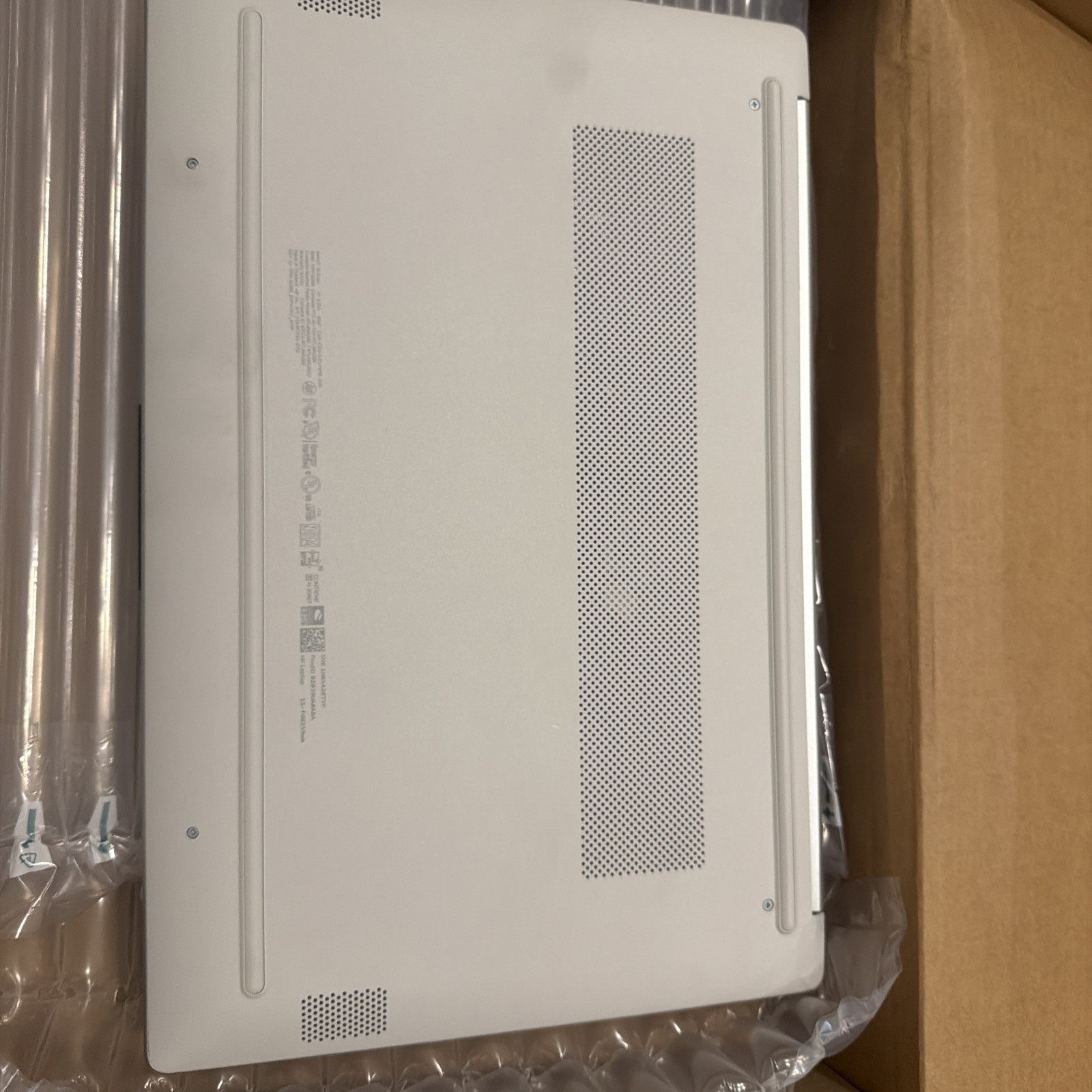 HP Laptop 15-fd0259wm (BZ0J9UA)