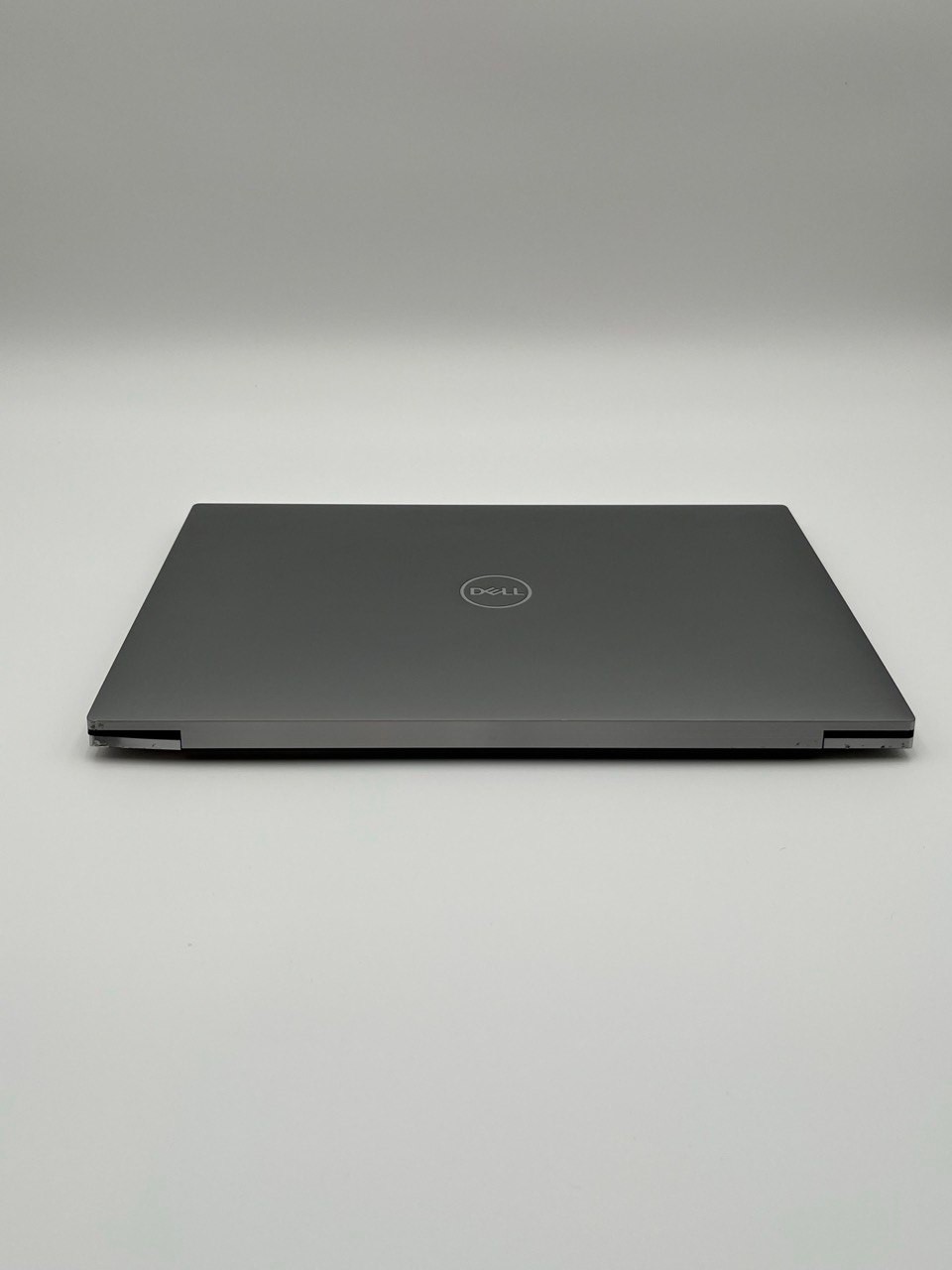 DELL PRECISION 5750 17” I9-10885H 2.40GHZ 64GB RAM 1TB RTX 3000 4K TOUCHSCREEN