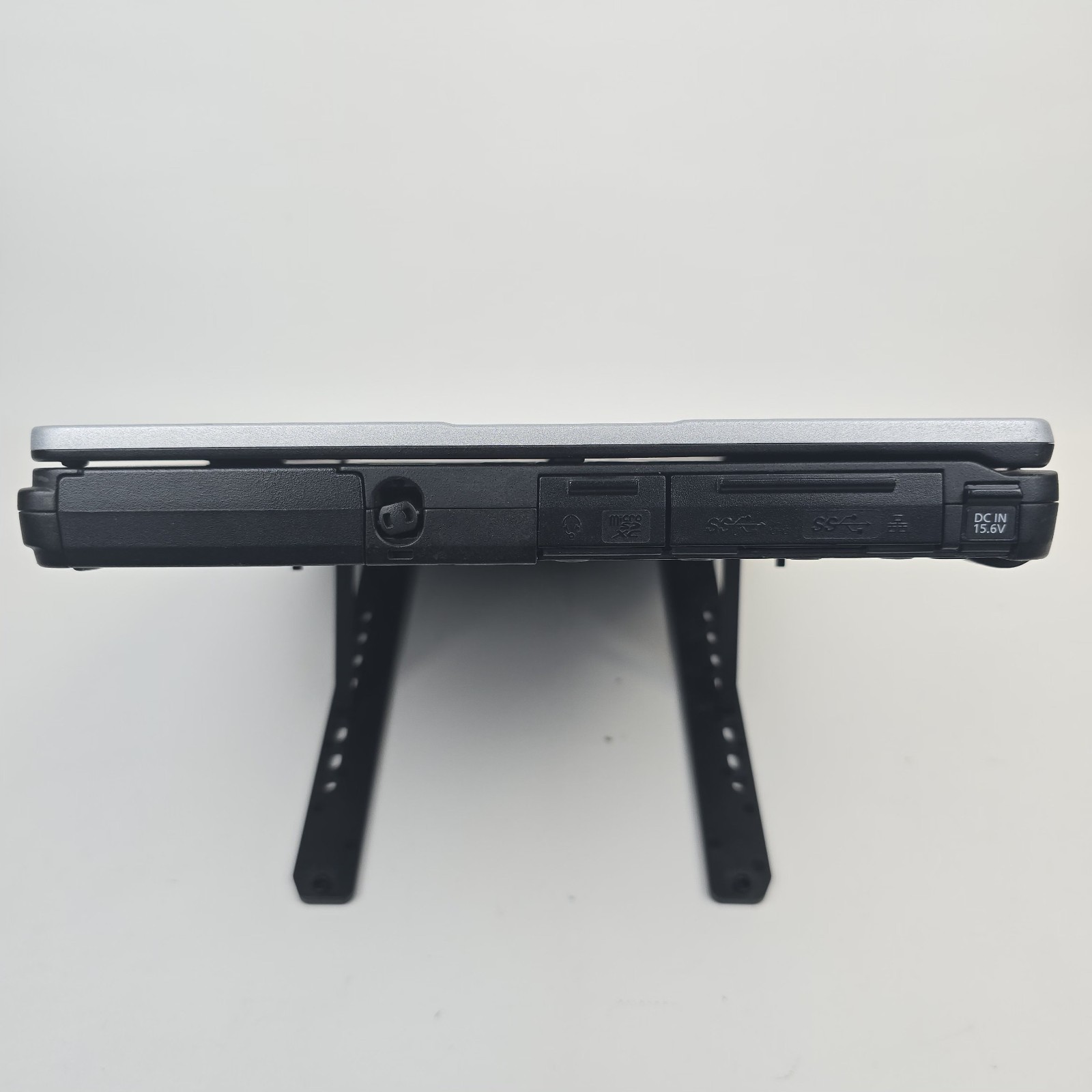 Panasonic Toughbook FZ55 MK2 FHD Touch I7-1185G7 16GB 512 NO OS/AC