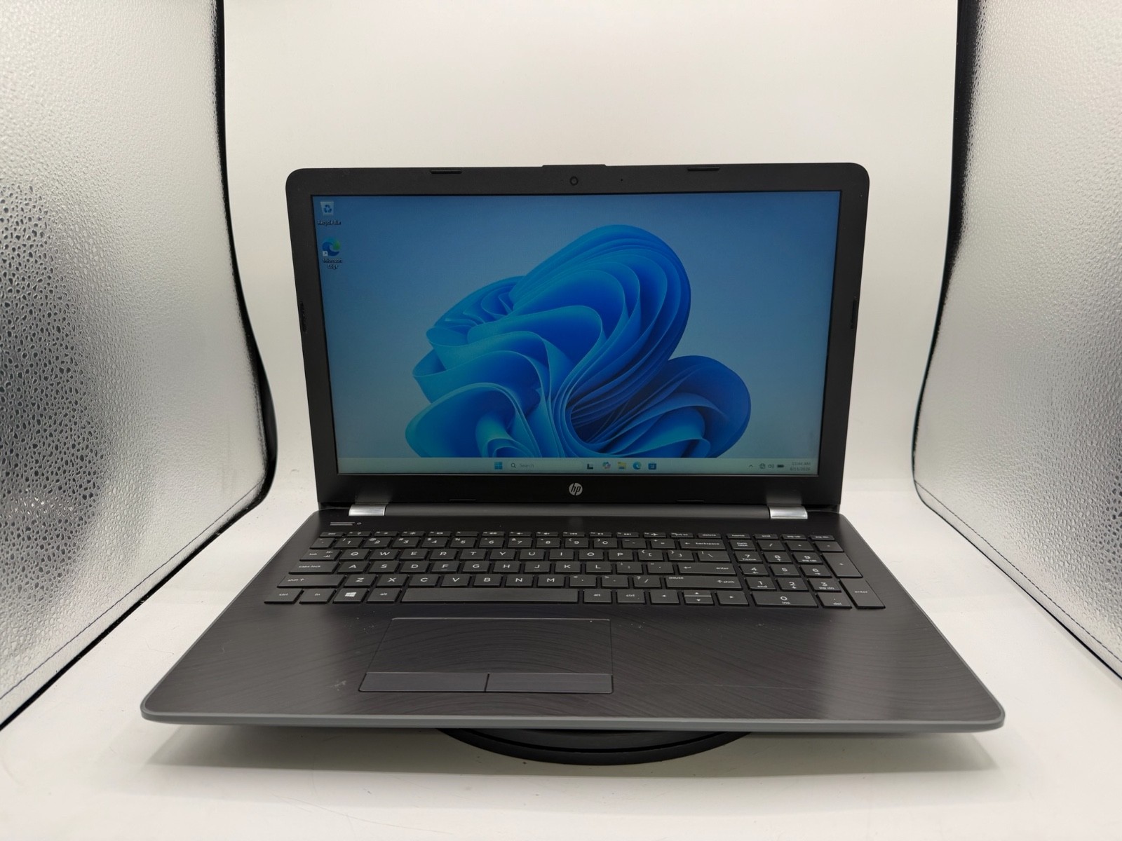 HP 15-bw053od-AMD A10-9620P@2.50GHz 8GB DDR3 Ram 256GB SSD W11H (1233)