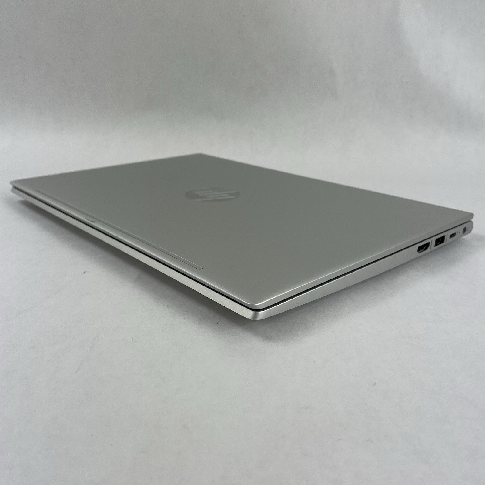 HP ProBook 630 G8 13.3″ i7-1165G7 2.60 GHz 8 GB RAM No SSD/OS/AC
