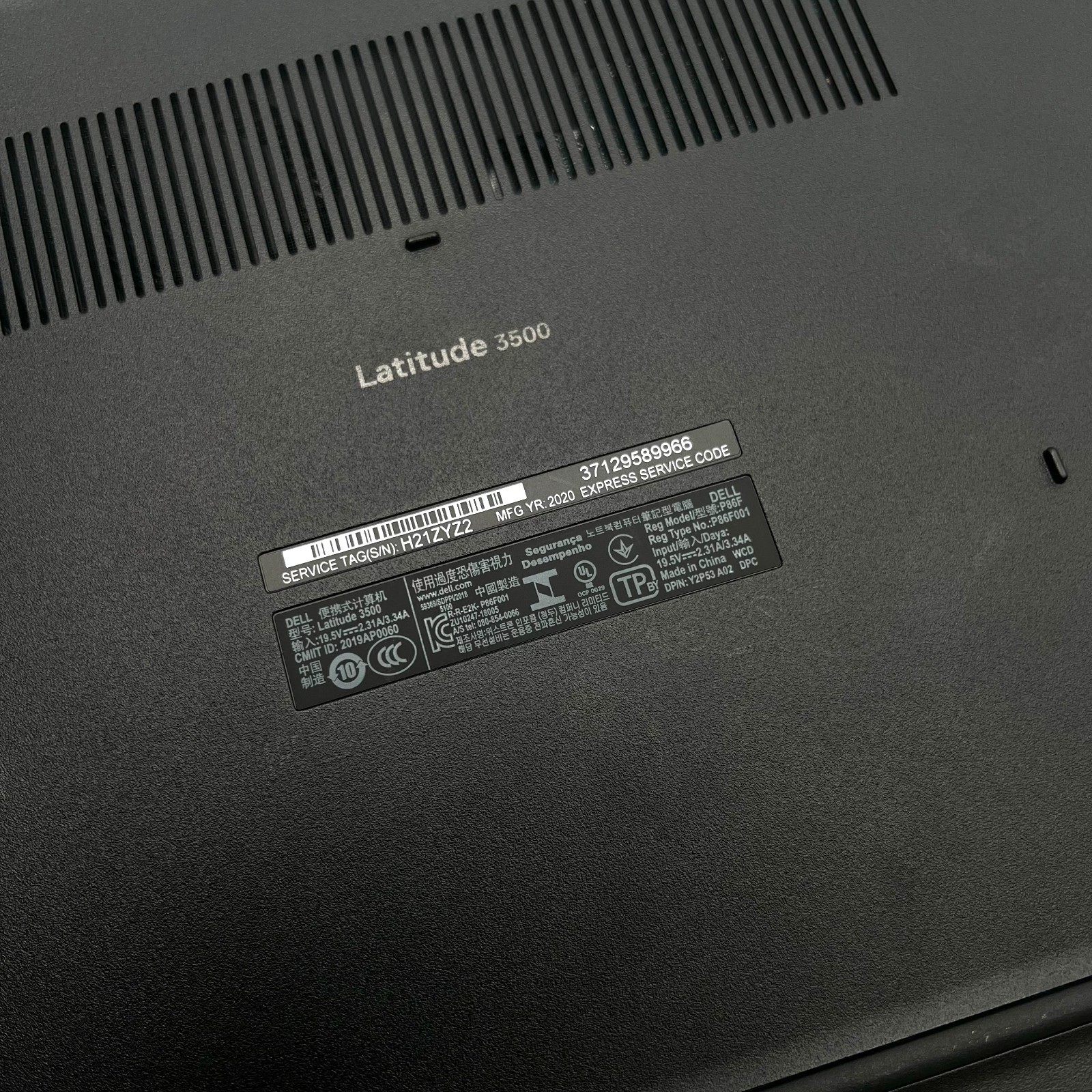 Dell Latitude 3500 15″ i5-8265U 8GB RAM 256GB SSD No OS | TESTED USED GOOD