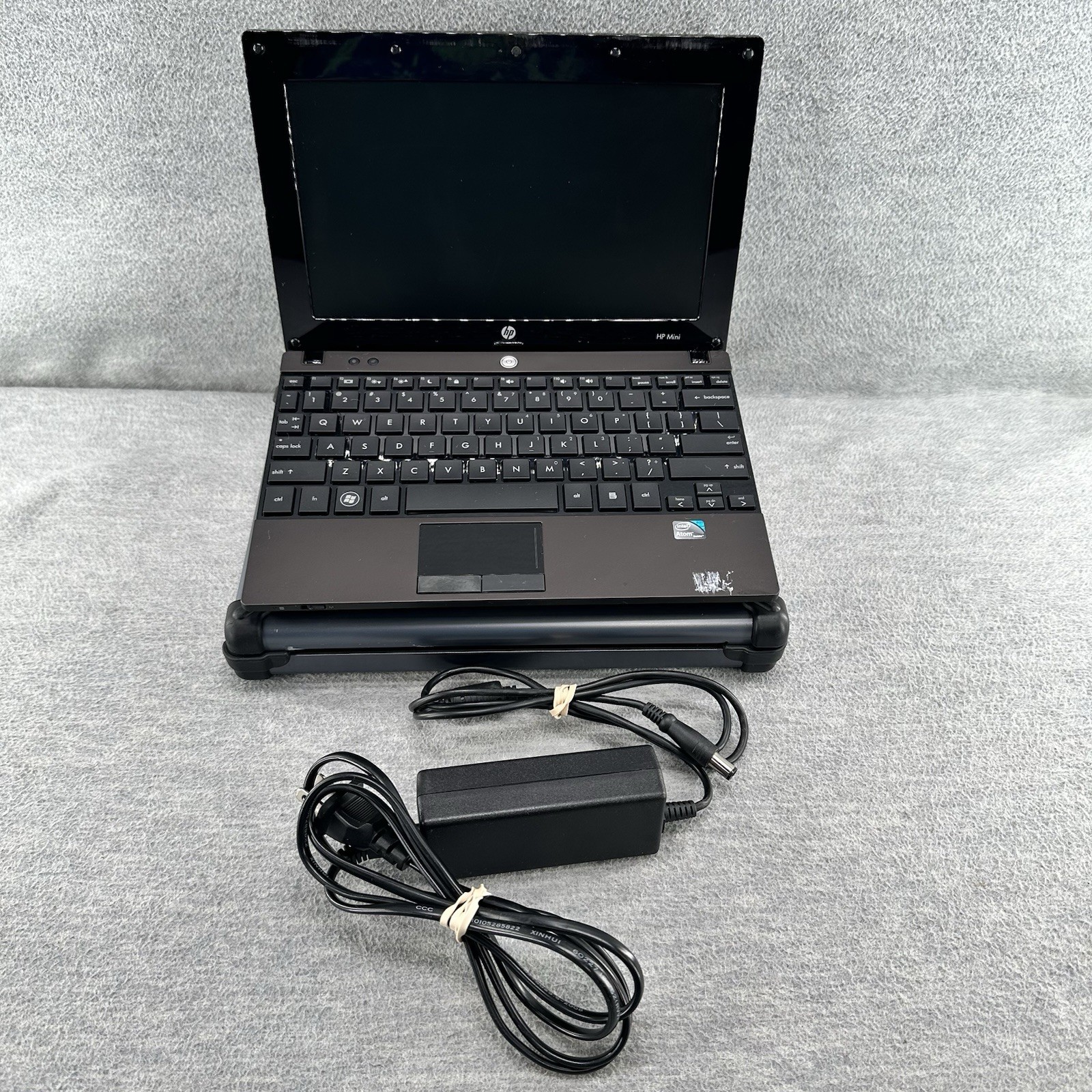 HP MINI 5103 LAPTOP – Intel N455 1.67GHz CPU/2GB 250GB / Windows 7 w/ Cover