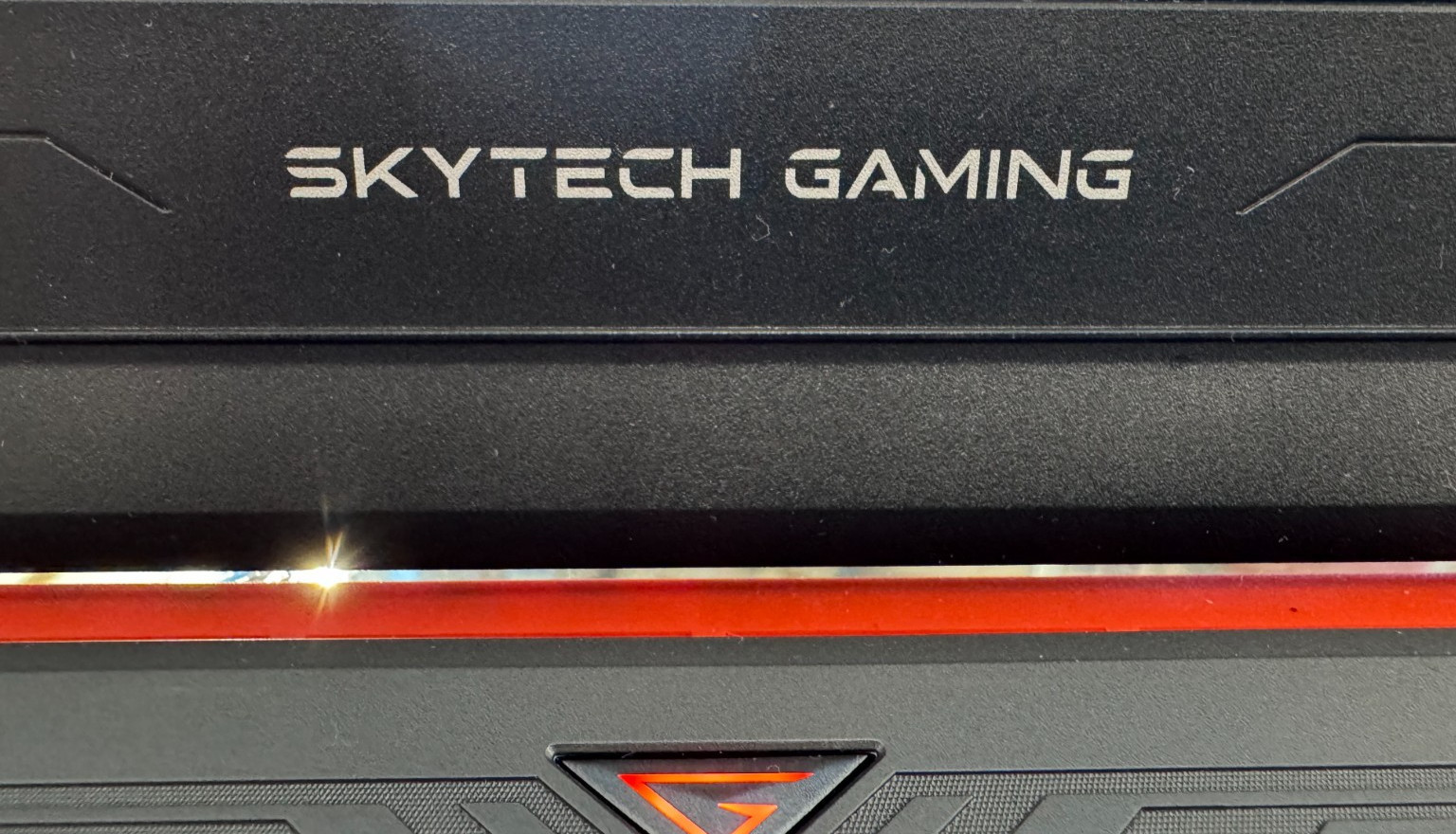 SKYTECH ARES GAMING LAPTOP i5-13420H 16GB RAM 1TB SSD Win 11 Home 25H2