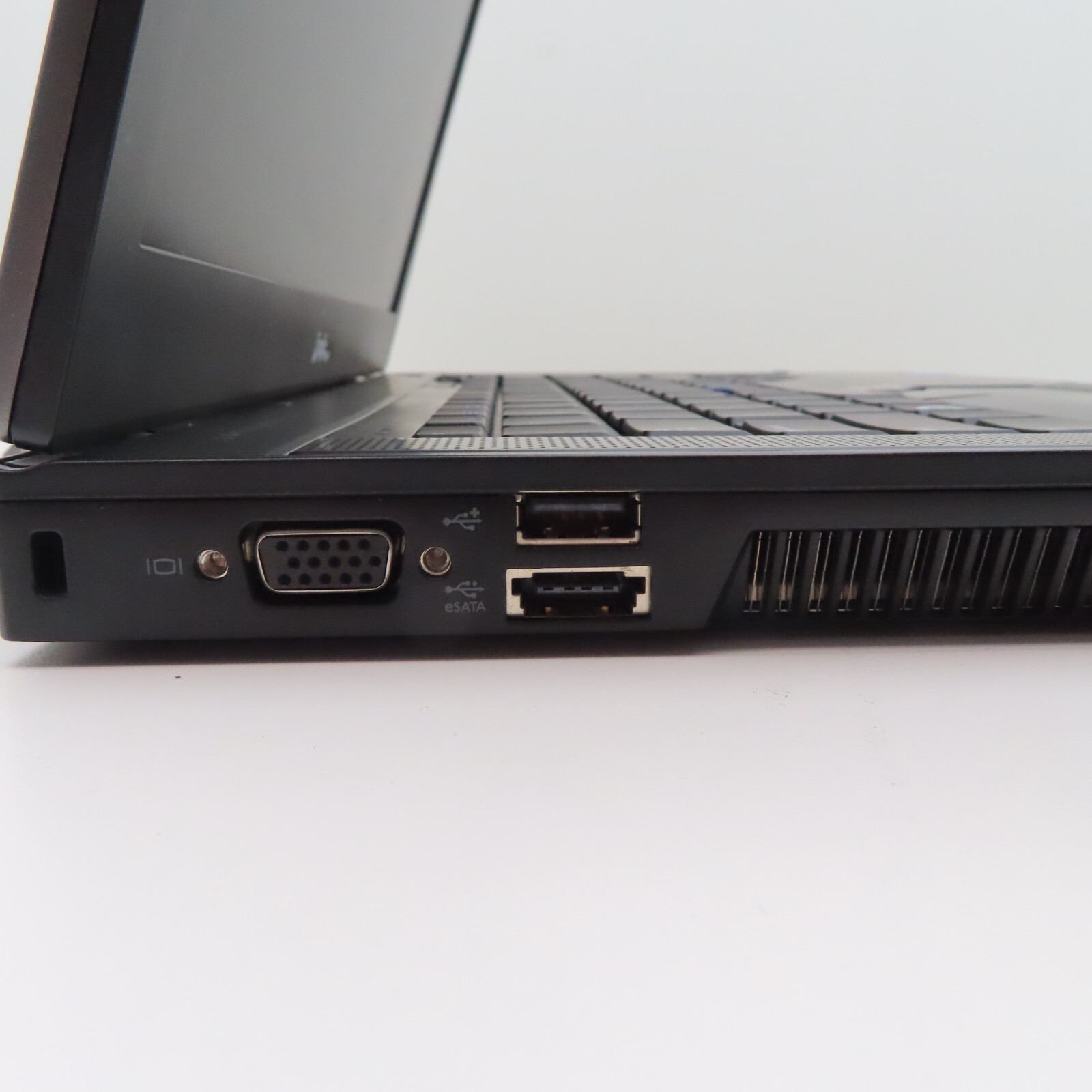 Dell Latitude E6410 Laptop Intel Core i5 2.40GHz 2 Cores 4GB DDR3 SDRAM