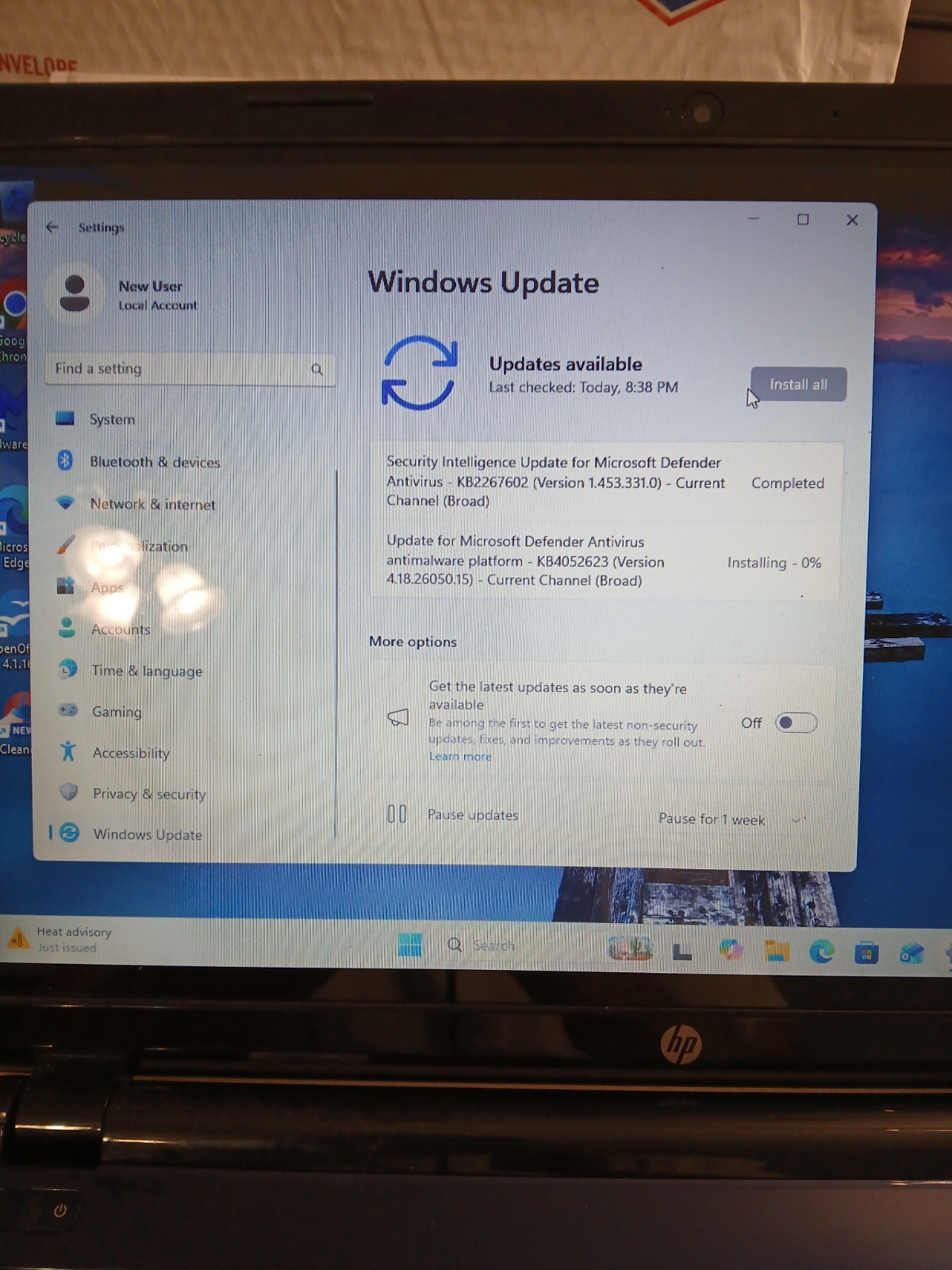 Hewlett-Packard 15-R053ci Blue notebook pc