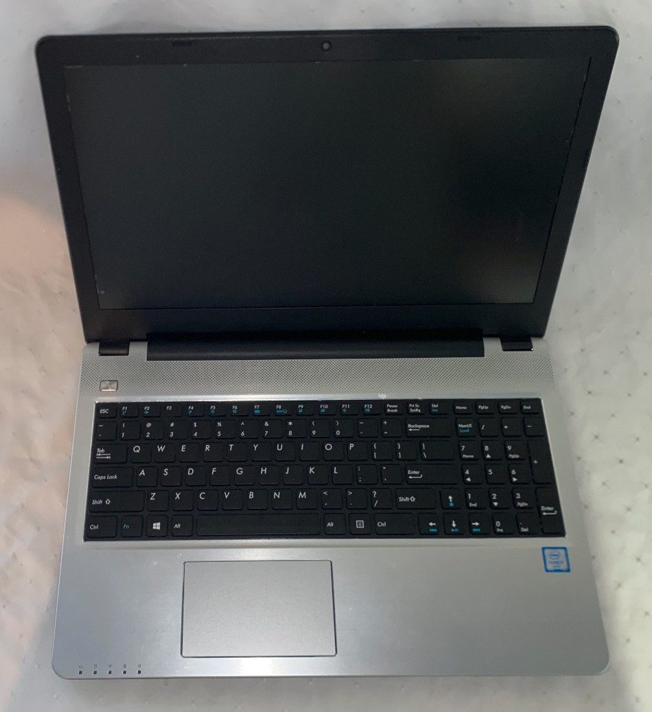 Intel i7-6500U, 16GB RAM, 275GB SSD, Laptop Notebook Pegatron D15S