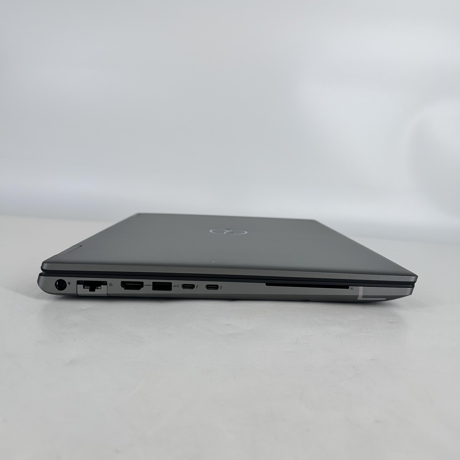 Dell Precision 7680 16 FHD 2.1 GHz i7-13850HX 64GB 1TB SSD RTX A1000 Very Good