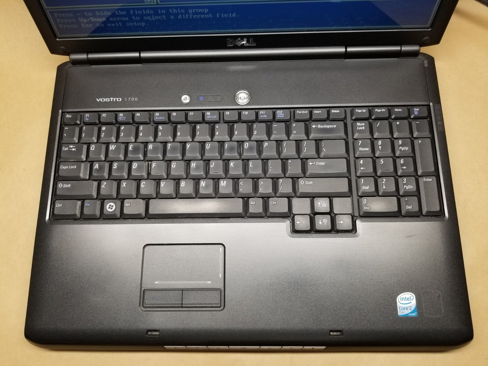 Dell Vostro 1700 17.1 in LAPTOP CORE 2 DUO, 4GB RAM, 500GB HDD, NO OS
