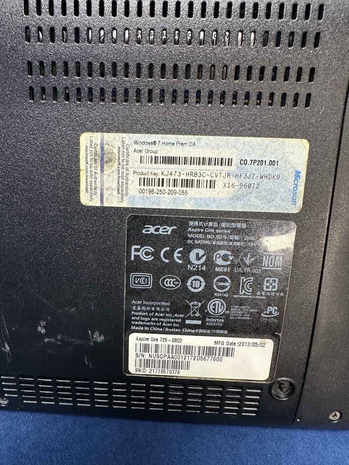 Acer Aspire One 725-0802 Netbook 11.6″ Windows 7 AMD C-Series 2012 Black