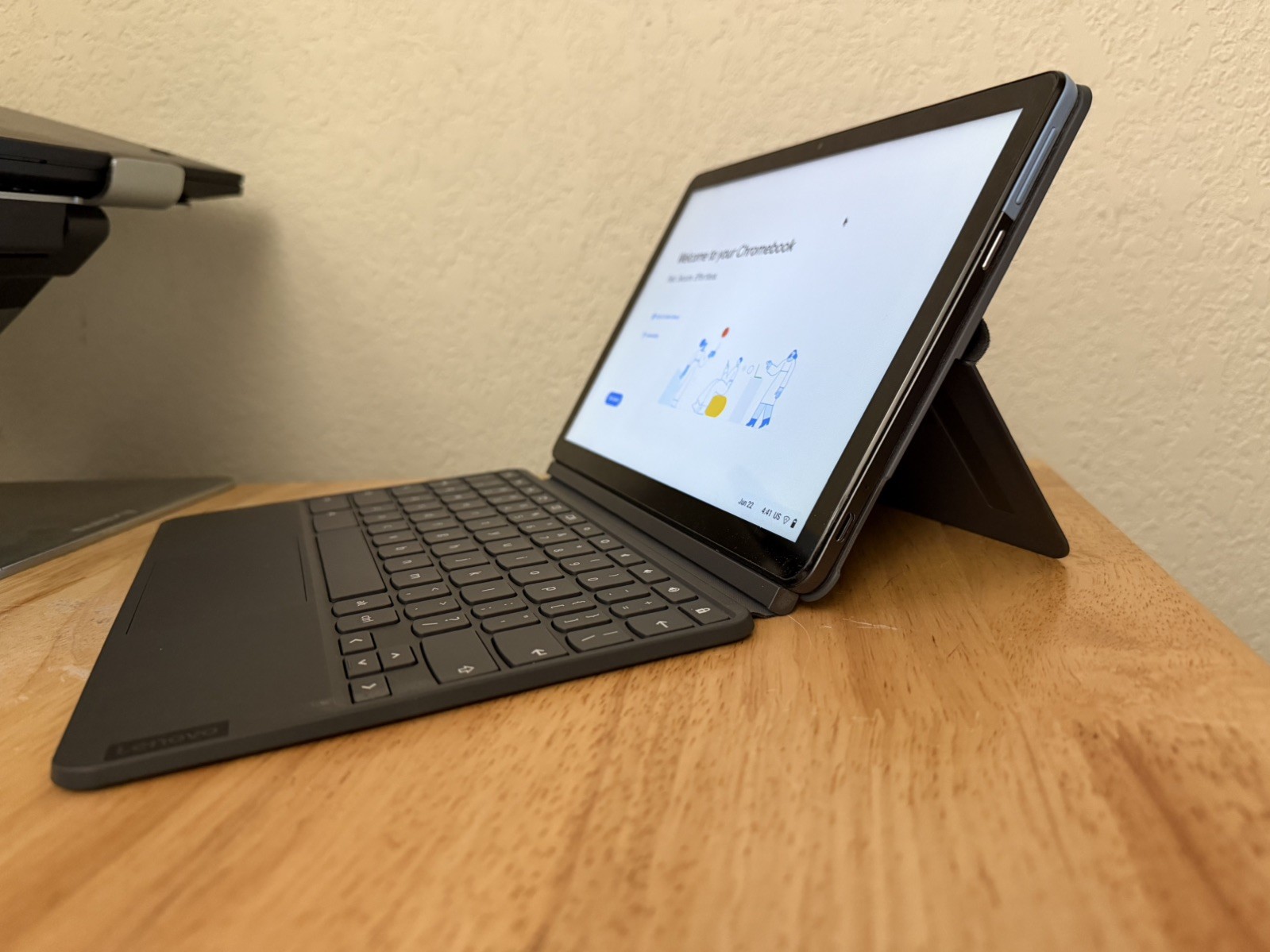 Lenovo Ideapad Duet Chromebook CT-X636F 10.1″ (128GB,2.00GHz,4GB)