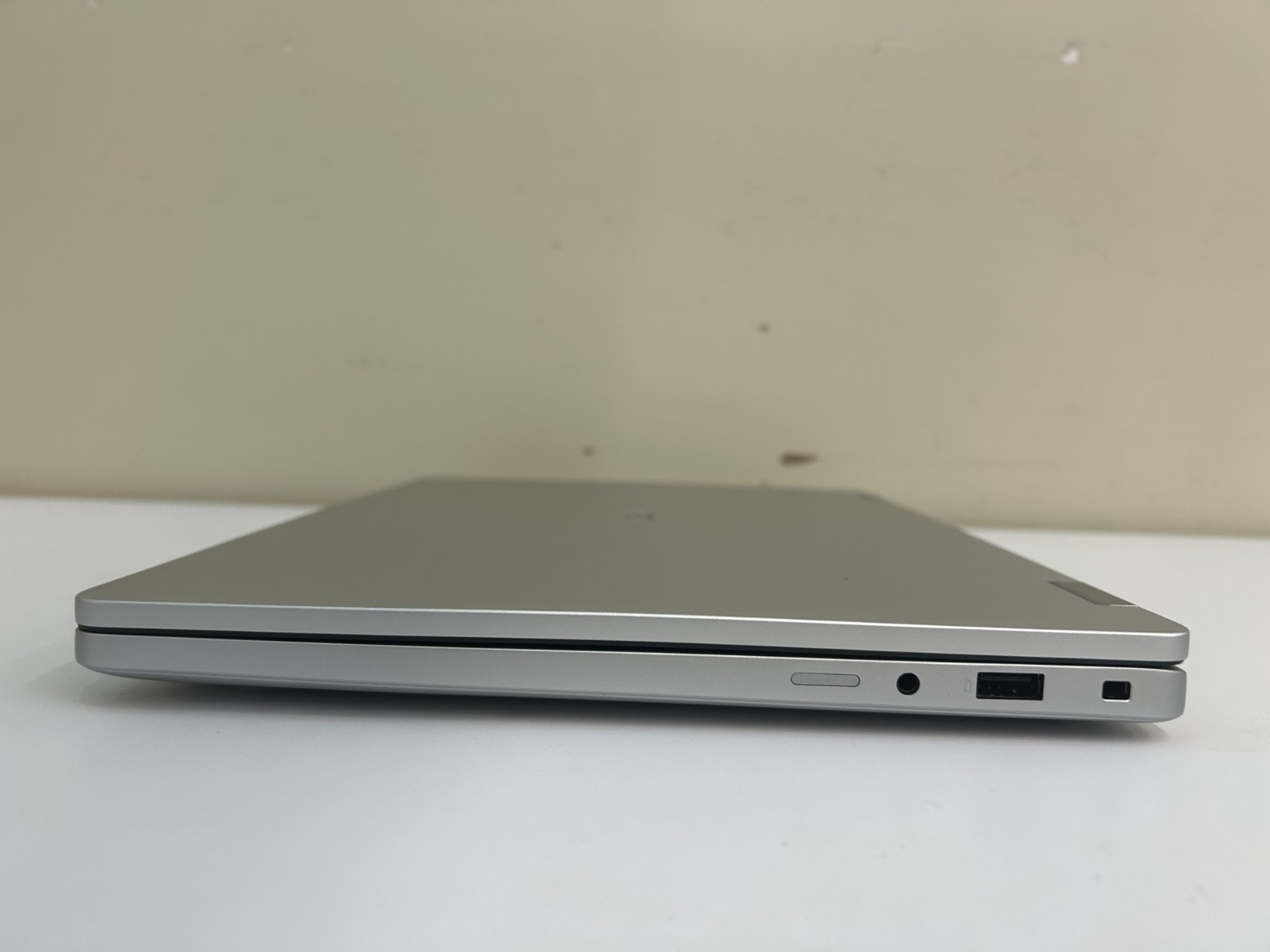 LAPTOP DELL Pro 14 Plus 2-in-1 PB14250 Touchscreen Ultra 5 235U 32GB RAM 512GB