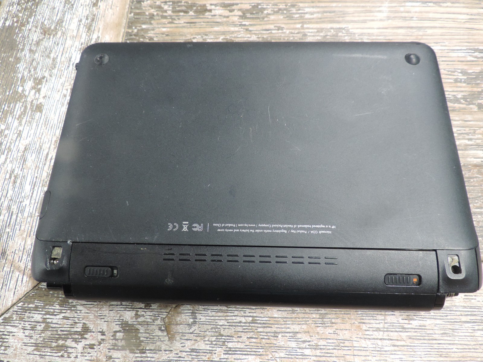 HP Compaq Mini CQ10-600 10.1” Intel Atom 1.66GHz Laptop WINDOWS 7 OEM