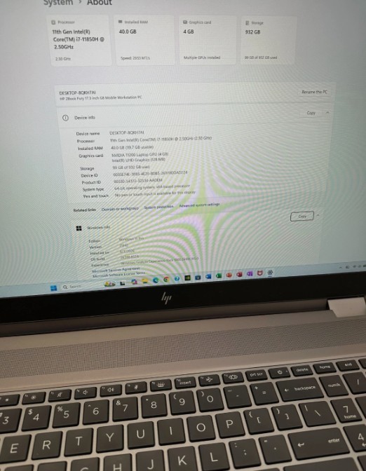 HP ZBook Fury G8 17.3” Laptop i7-11850H 40 GB RAM 1 TB SSD NVIDIA T1200 GPU