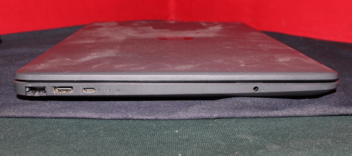 HP 255 G6 Amd A6-9225 Radeon R4 2.60GHz 15.6″ Laptop As Is No Display AO1102183