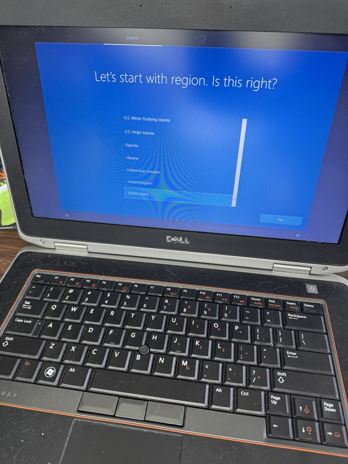 Dell Latitude E6420 (Intel Dual Core i7-2640M, 2.8GHz, 8GB RAM, 128GB SSD READ