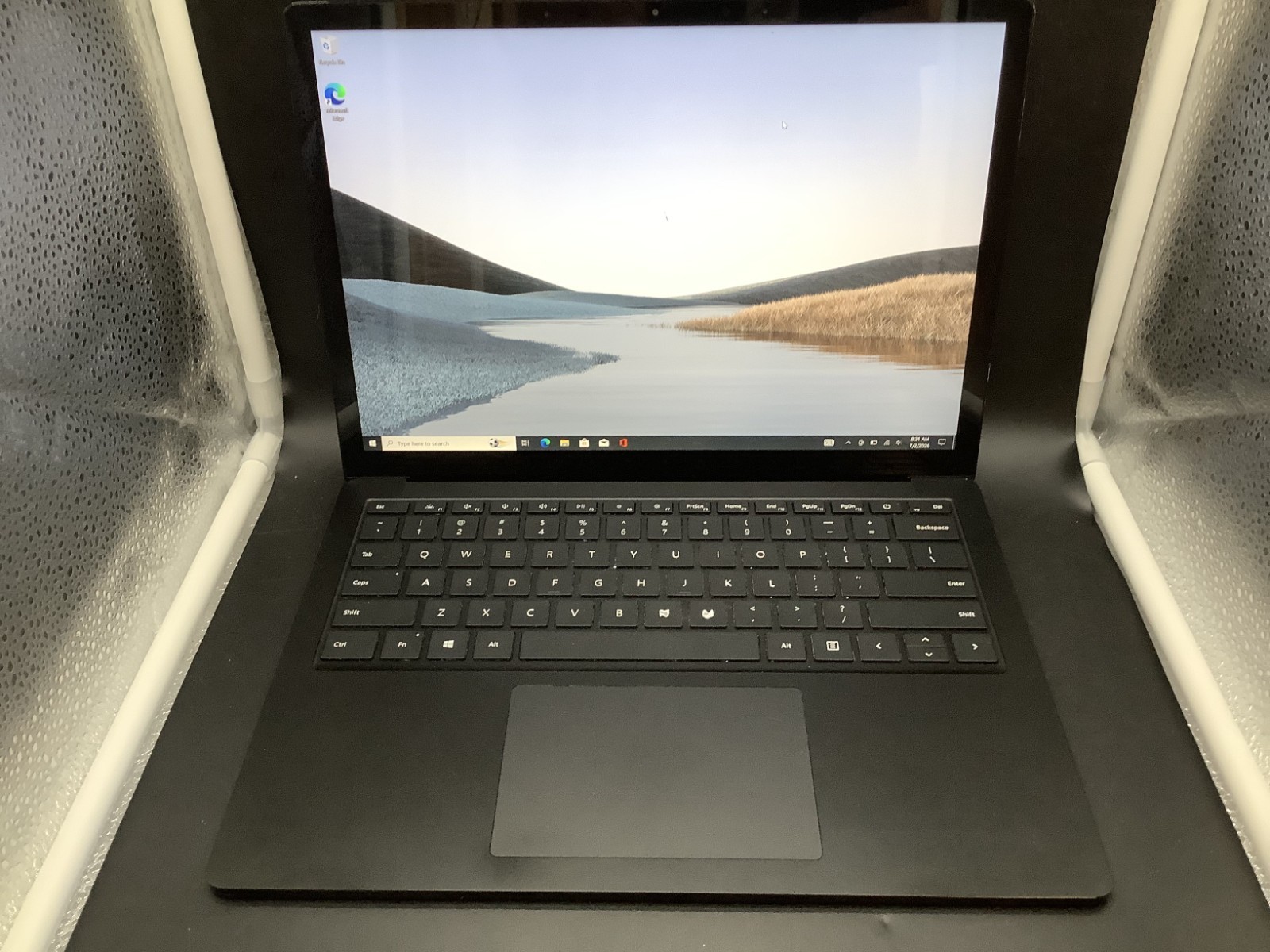 Microsoft Surface Laptop 3 13.5″ i5-1035G7 1.3GHz 16GB RAM 256GB SSD Read Desc 9