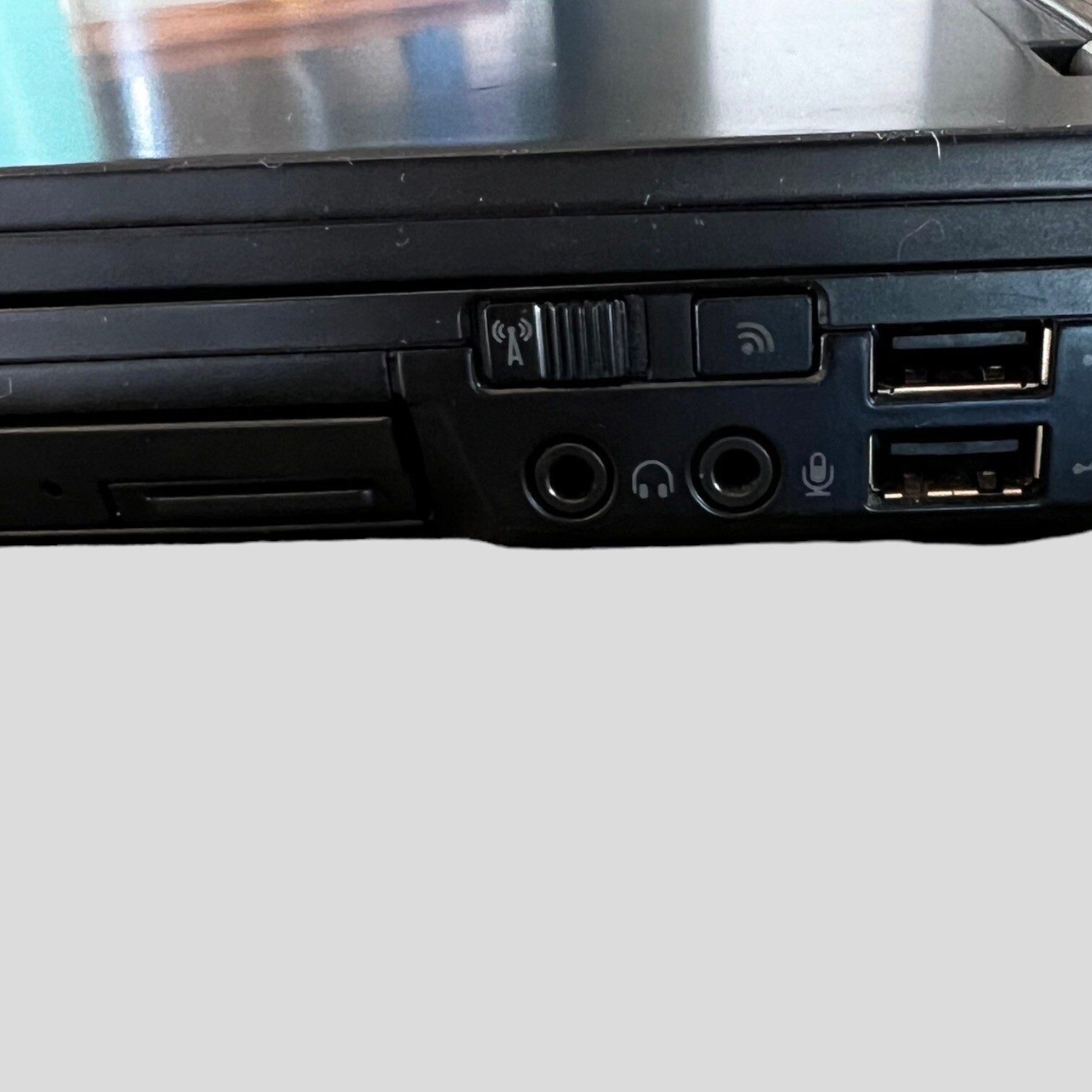 Dell Latitude E6400 Intel Core 2 Duo P9500 2.53GHz 4GB RAM 64 BIT HDD (AS IS)