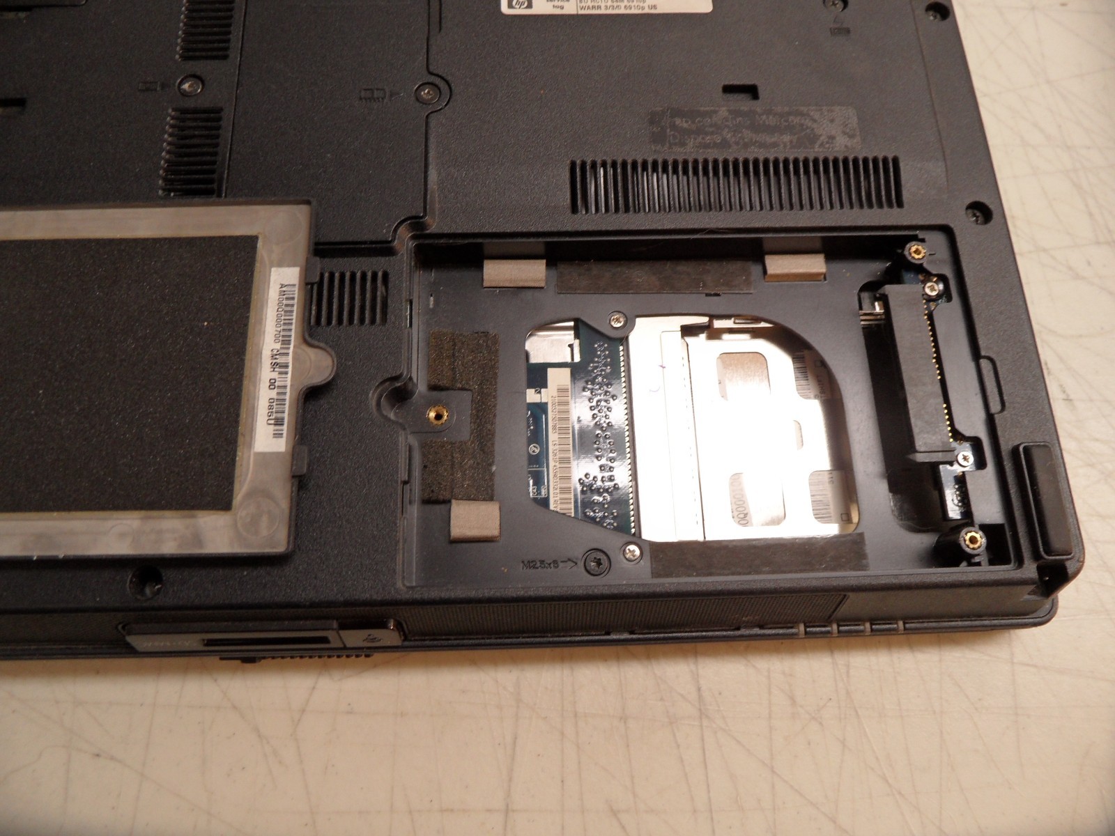 Compaq 6910p Laptop 4 Parts Posted Bios No Hard Drive *