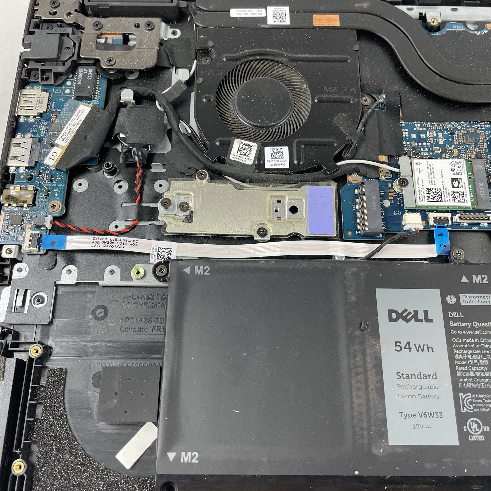Dell Latitude 3520 15.6″ i5-1145G7 2.60 GHz 8 GB RAM No SSD/OS/AC – READ