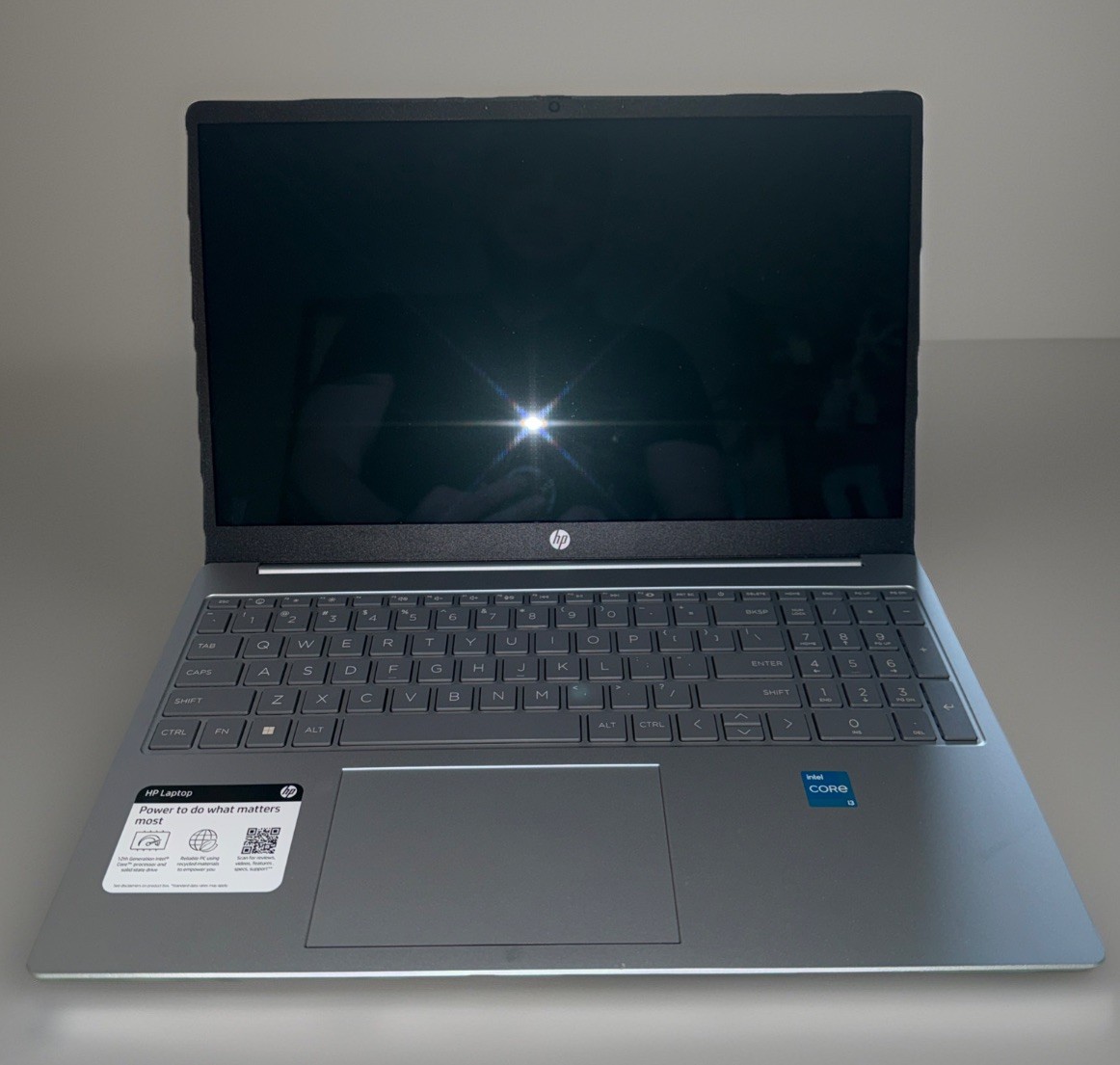 HP Laptop 15-fd0230wm 15.6″ Intel i3-N305 8GB DDR4 256GB SSD Windows 11 Home