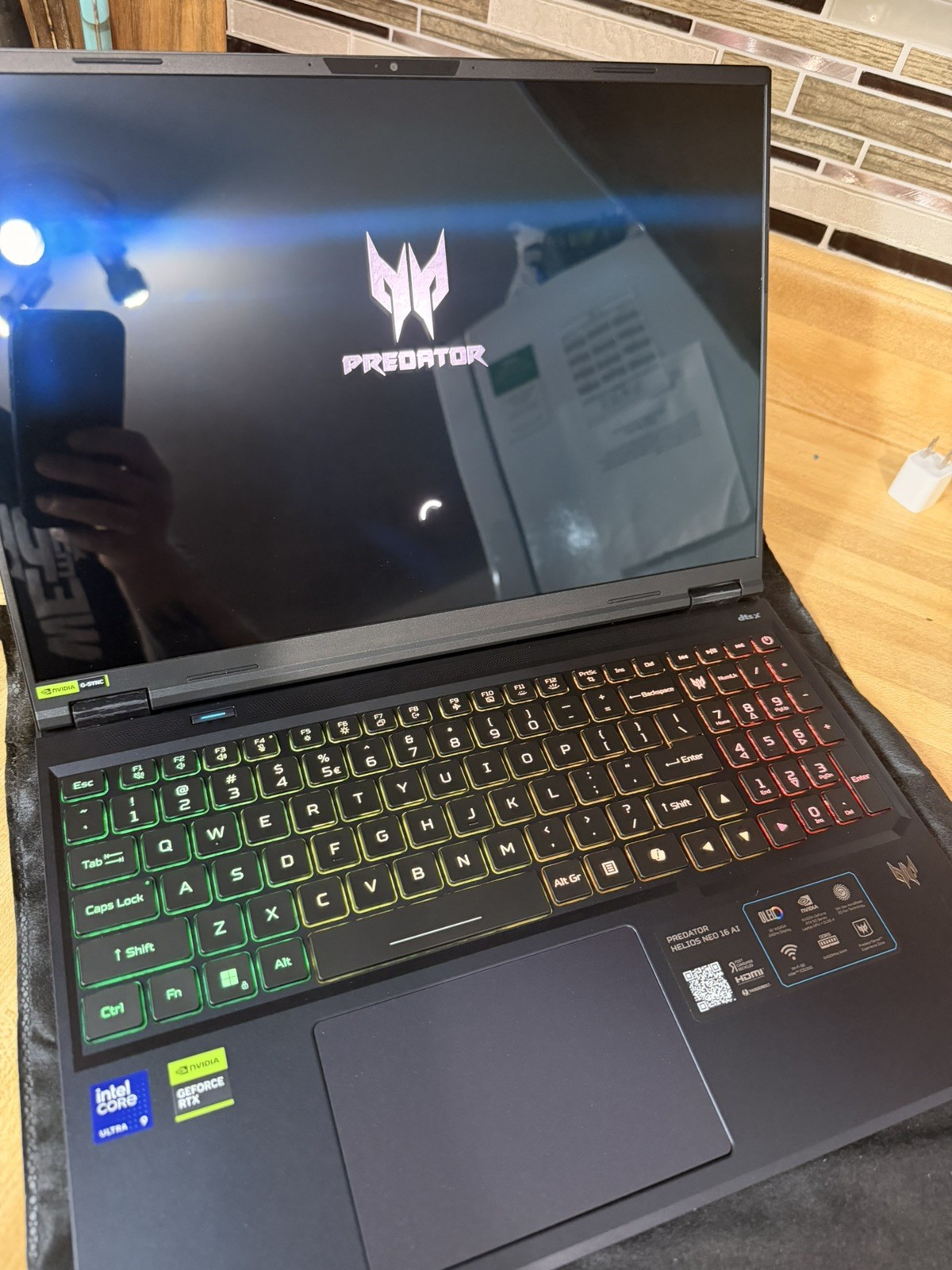 Acer Predator Helios Neo 16s AI 16-inch Gaming Laptop Intel core ultra 9 275hx