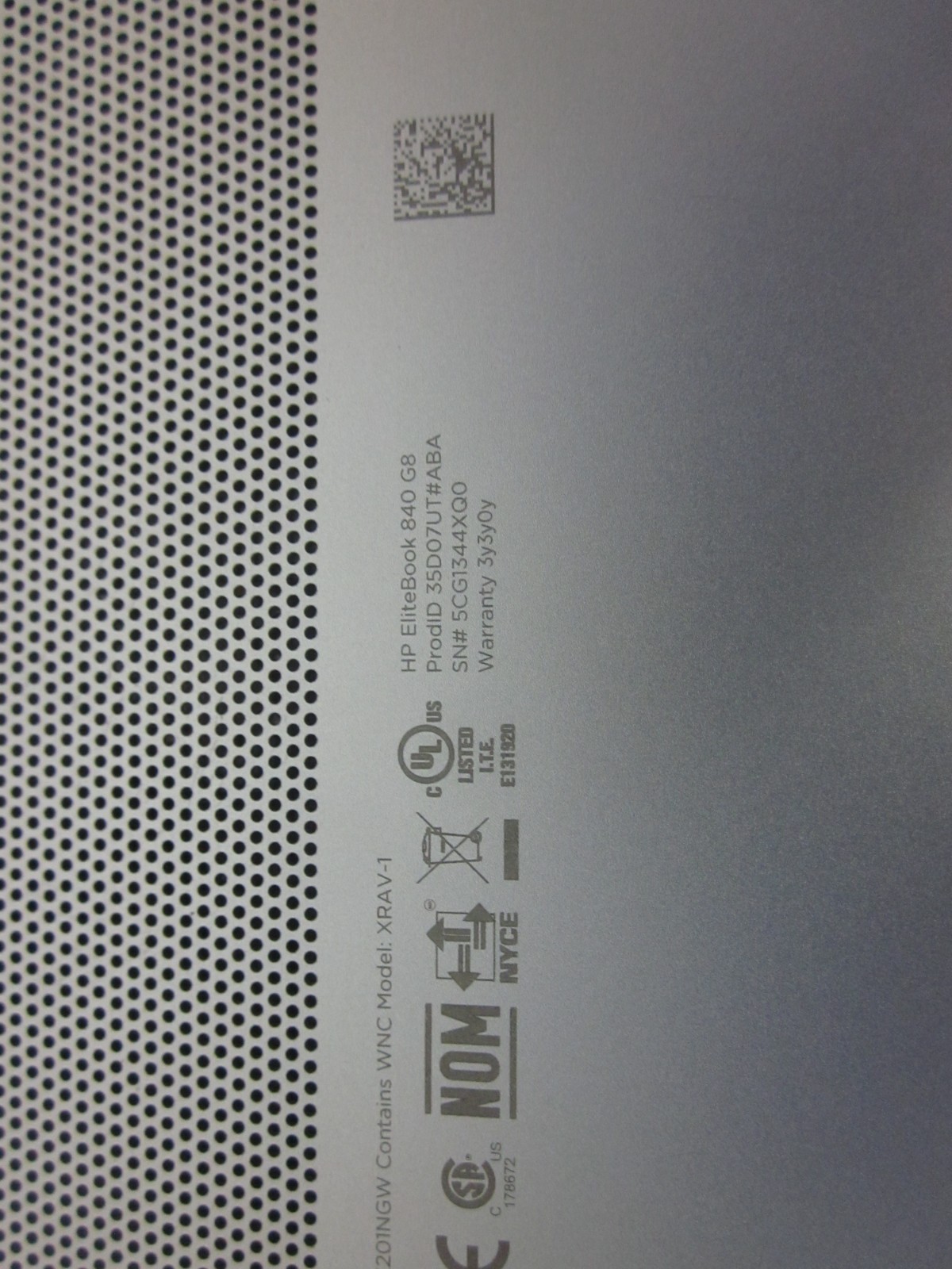 HP EliteBook 840 G8 i5 No RAM, NO OS, NO SSD, NO AC READ DISC.