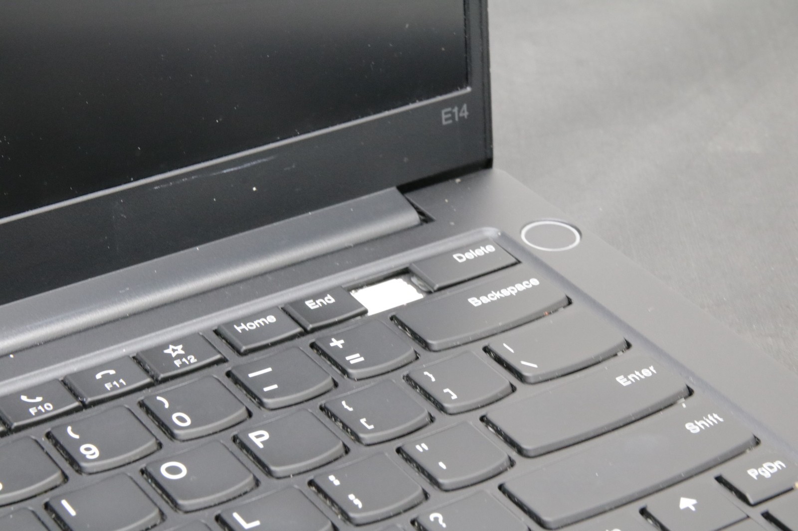 Lenovo ThinkPad E14 Gen 2 – i5-1135G7 – 256GB, 8GB, Windows 11 – Bad Battery/Key