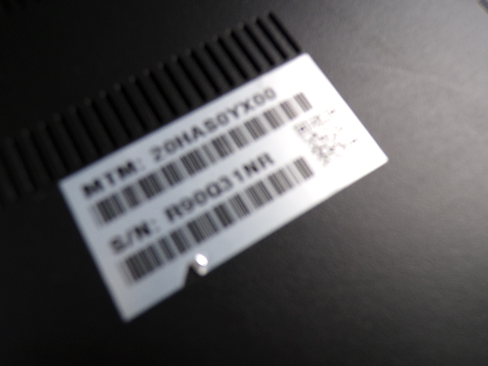 THINKPAD LENOVO T570 INTEL CORE i5-7200U 2.50GHZ 8GB RAM **NO HD/ NO CADDIE