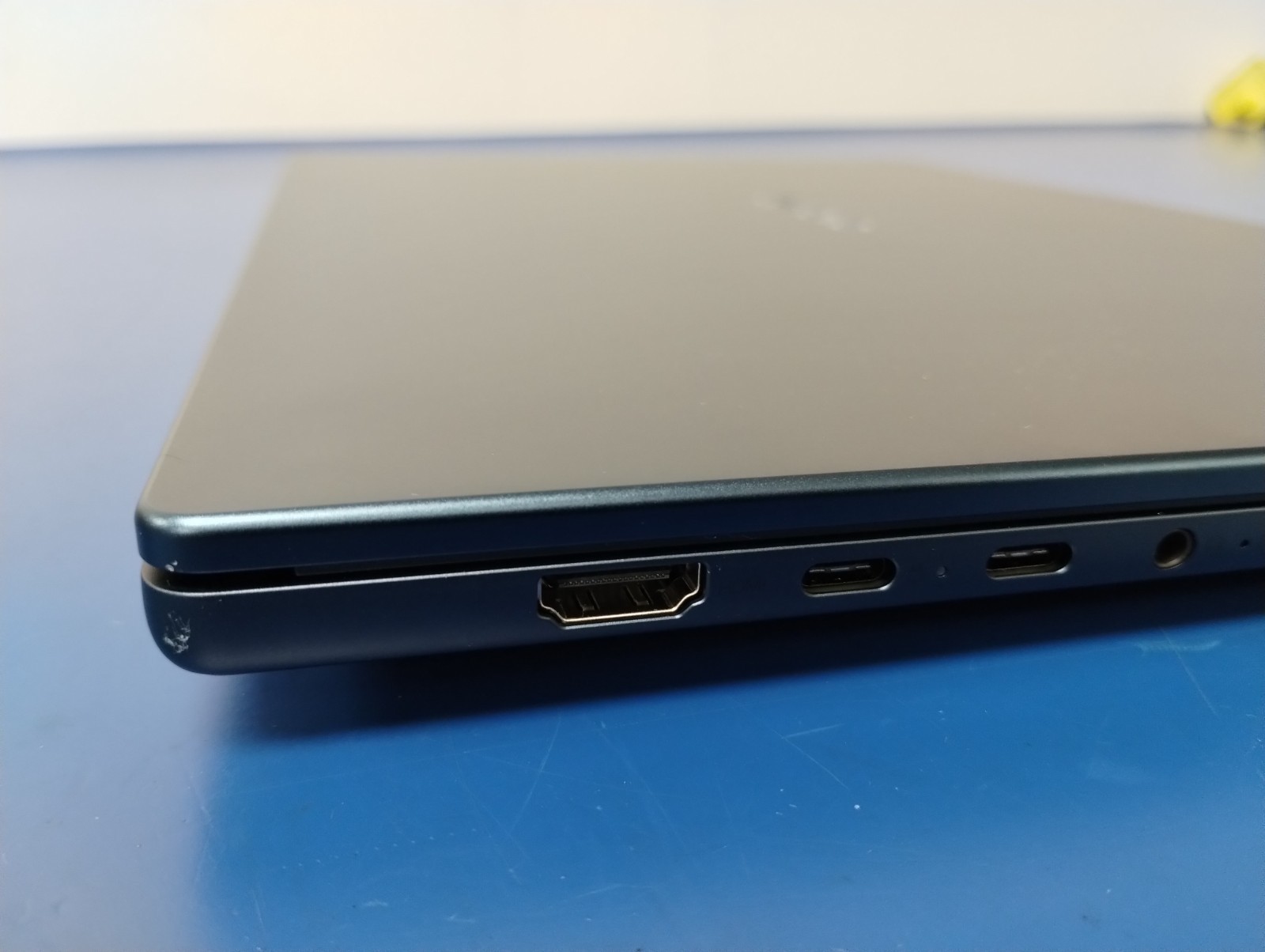 LENOVO IdeaPad Slim 5 16AKP10, AMD Ryzen AI 7 350, 2.00 GHz 16 GB RAM, 1 TB NVMe