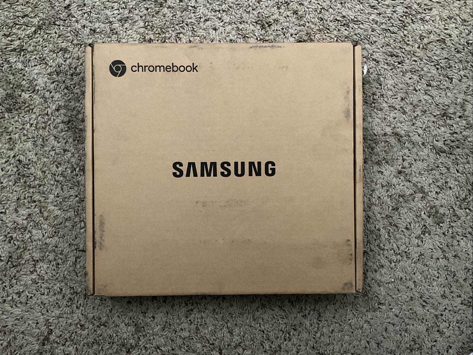 Samsung Chromebook Plus 12.2″ 2-in-1 Touchscreen Notebook XE521QAB