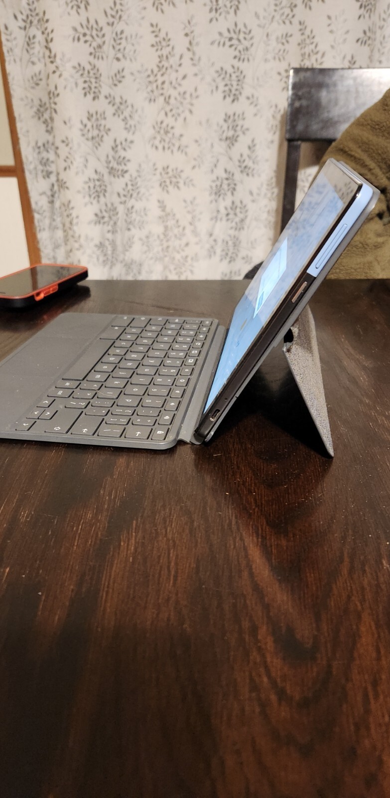 Lenovo Ideapad CT-X636F 10.1″ (128GB,MediaTek Helio P60T,2.00GHz,4GB) Chromebook