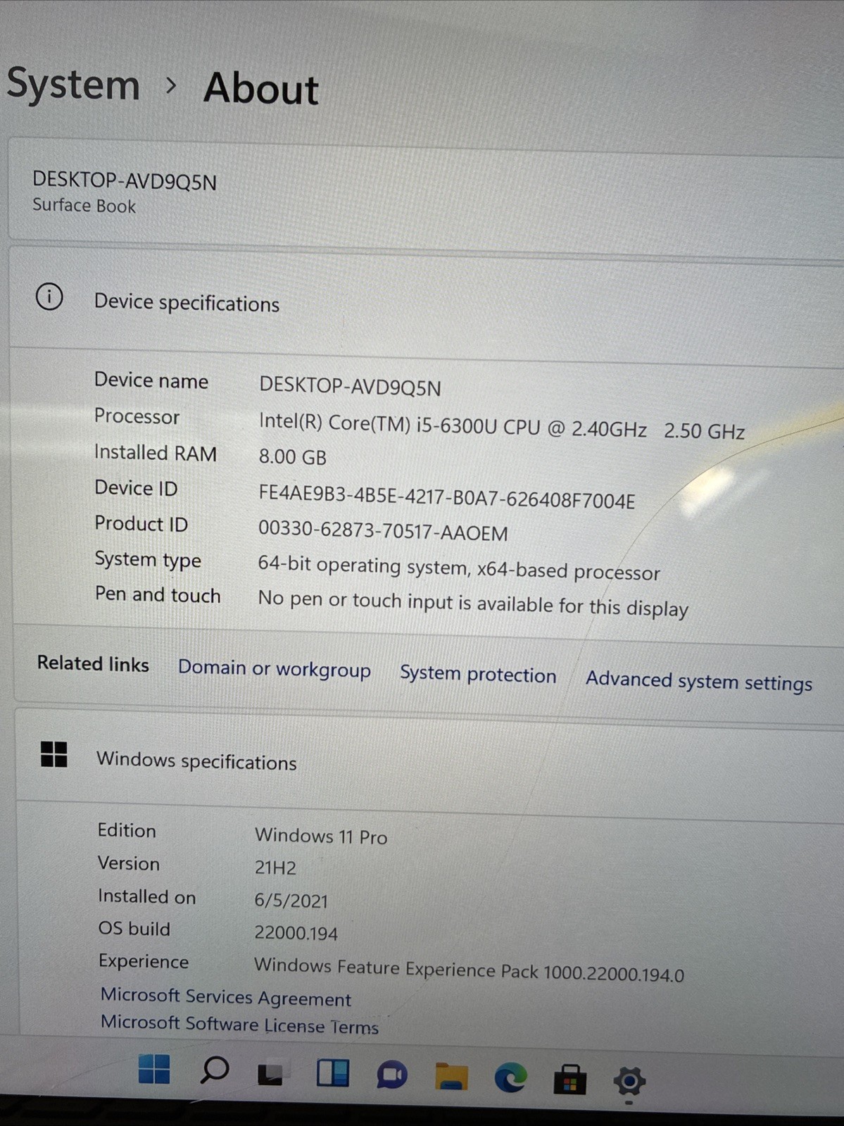 Microsoft surface book 1703 i5 6th Gen 8GB Ram 256GB SSD Win 11 READ – For Parts