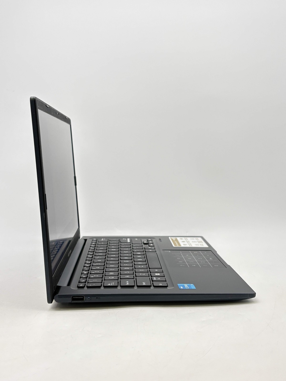 ASUS Vivobook 14 X1404Z 14″ Core i3-1215U 8GB RAM 128GB SSD Used