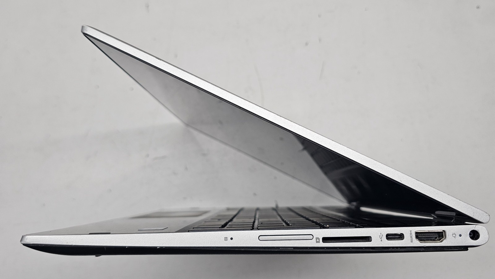 HP Pavilion x360 15-CR0017NR Laptop Intel Core i5-8250U NO RAM/HD/OS/POWER (FL)