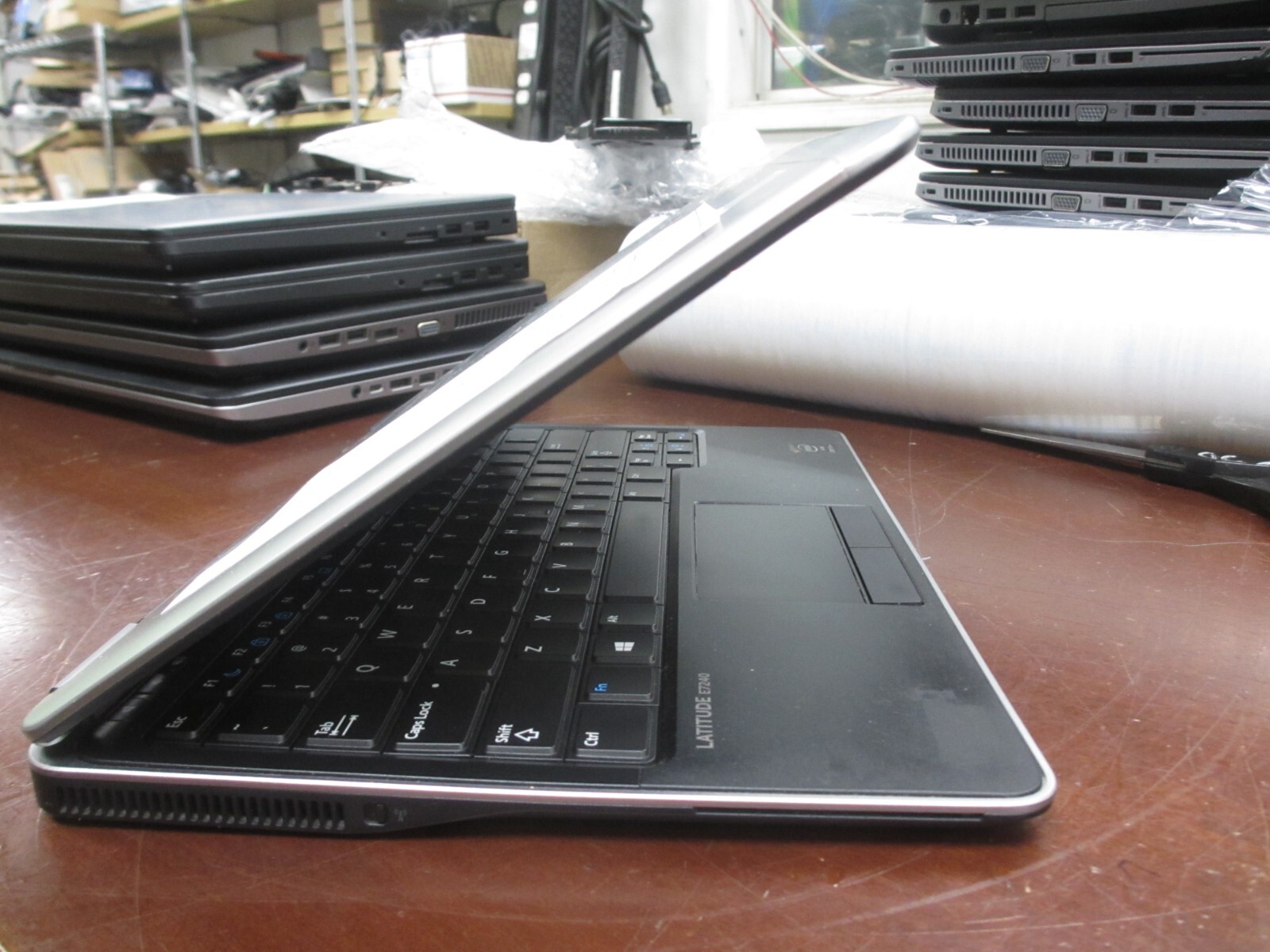 Dell Latitude E7240 i5-4300U 1.90GHZ 8GB 128GB MSSD Linux Laptop +AC [NO Battery