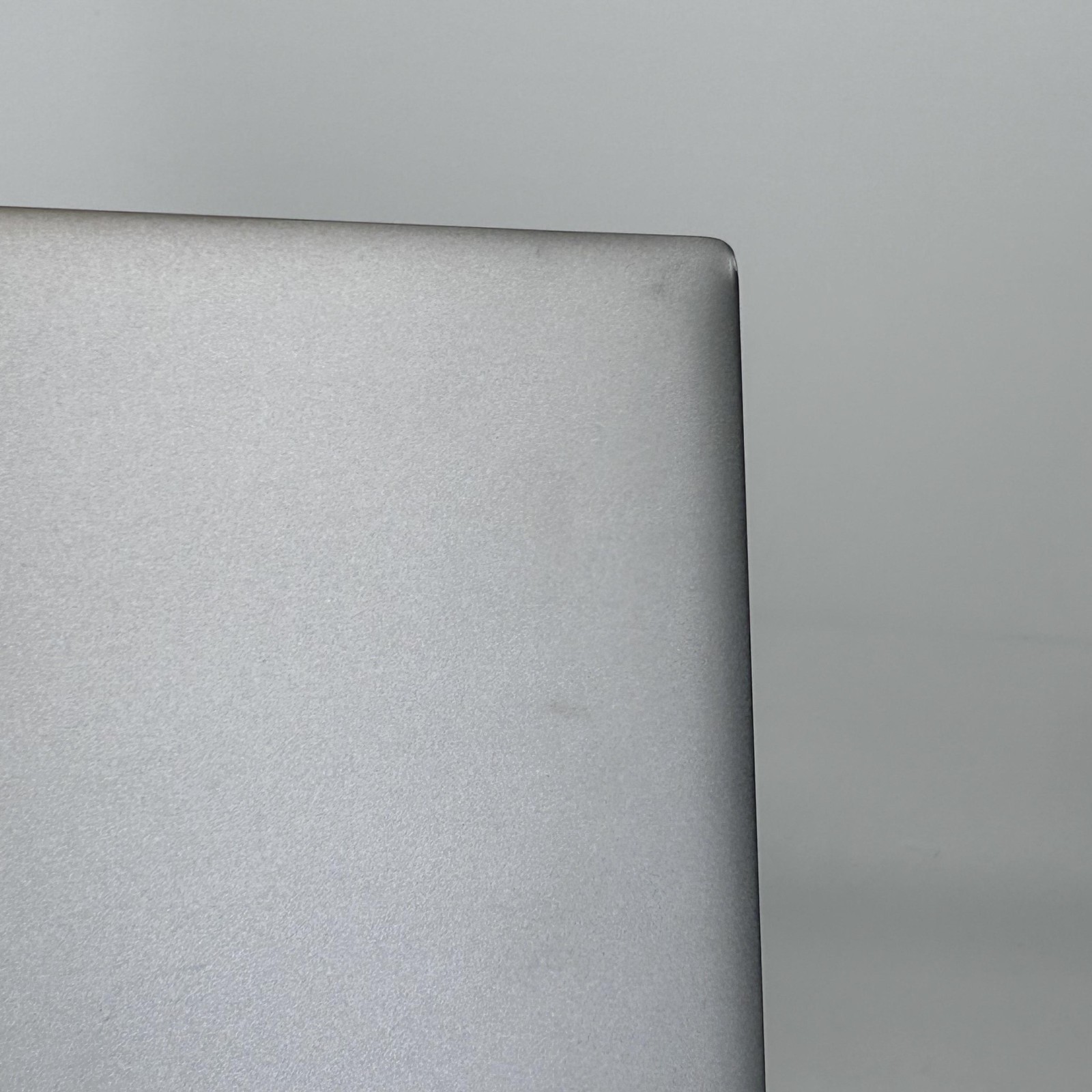 Dell Latitude 7640 16 Gray FHD+ 1.6 GHz i5-1345U 16GB 256GB SSD Good FRAME GAP