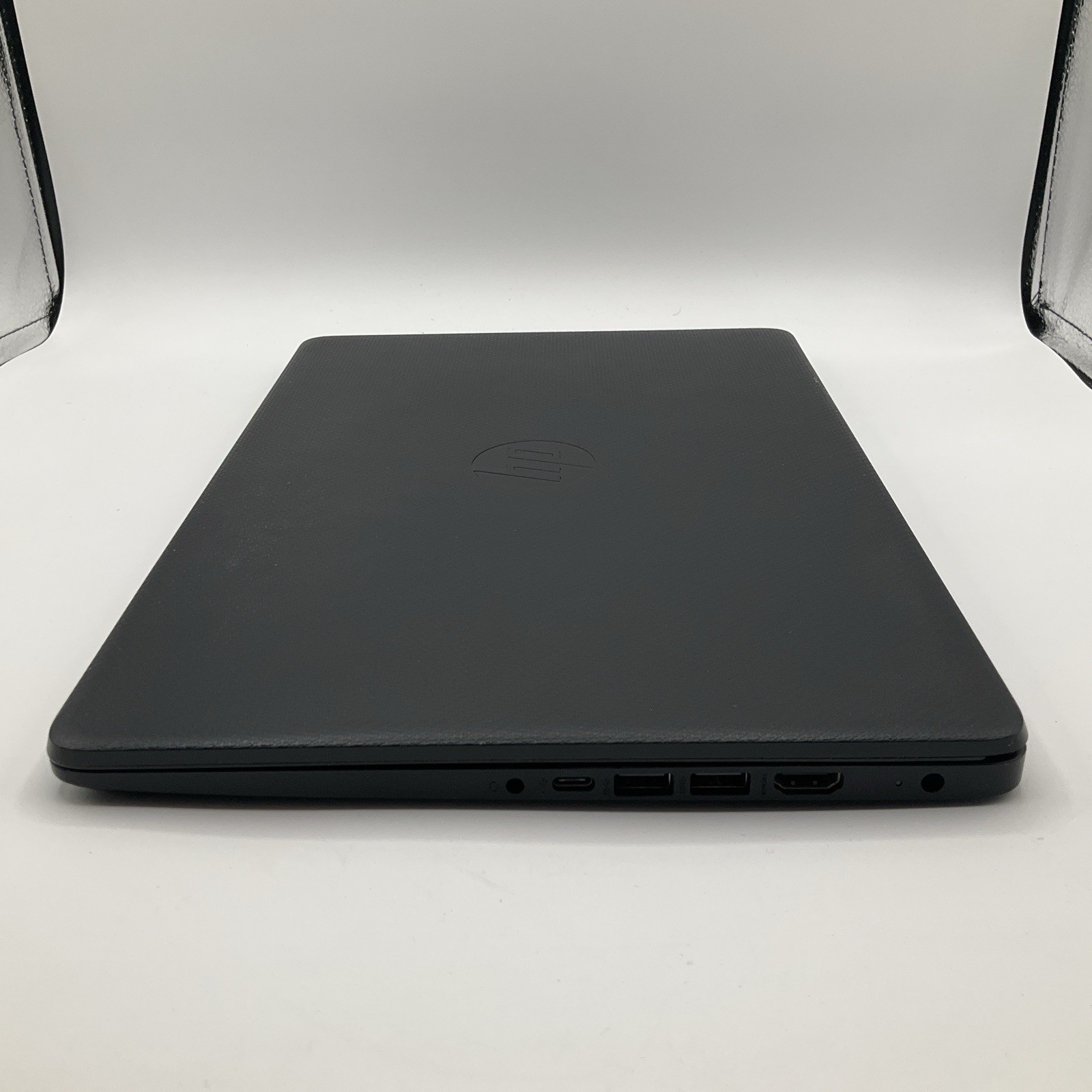 HP 14-fq0020nr 14″ Laptop 4GB RAM 64GB eMMC AMD 3020e Radeon @ 1.20GHz