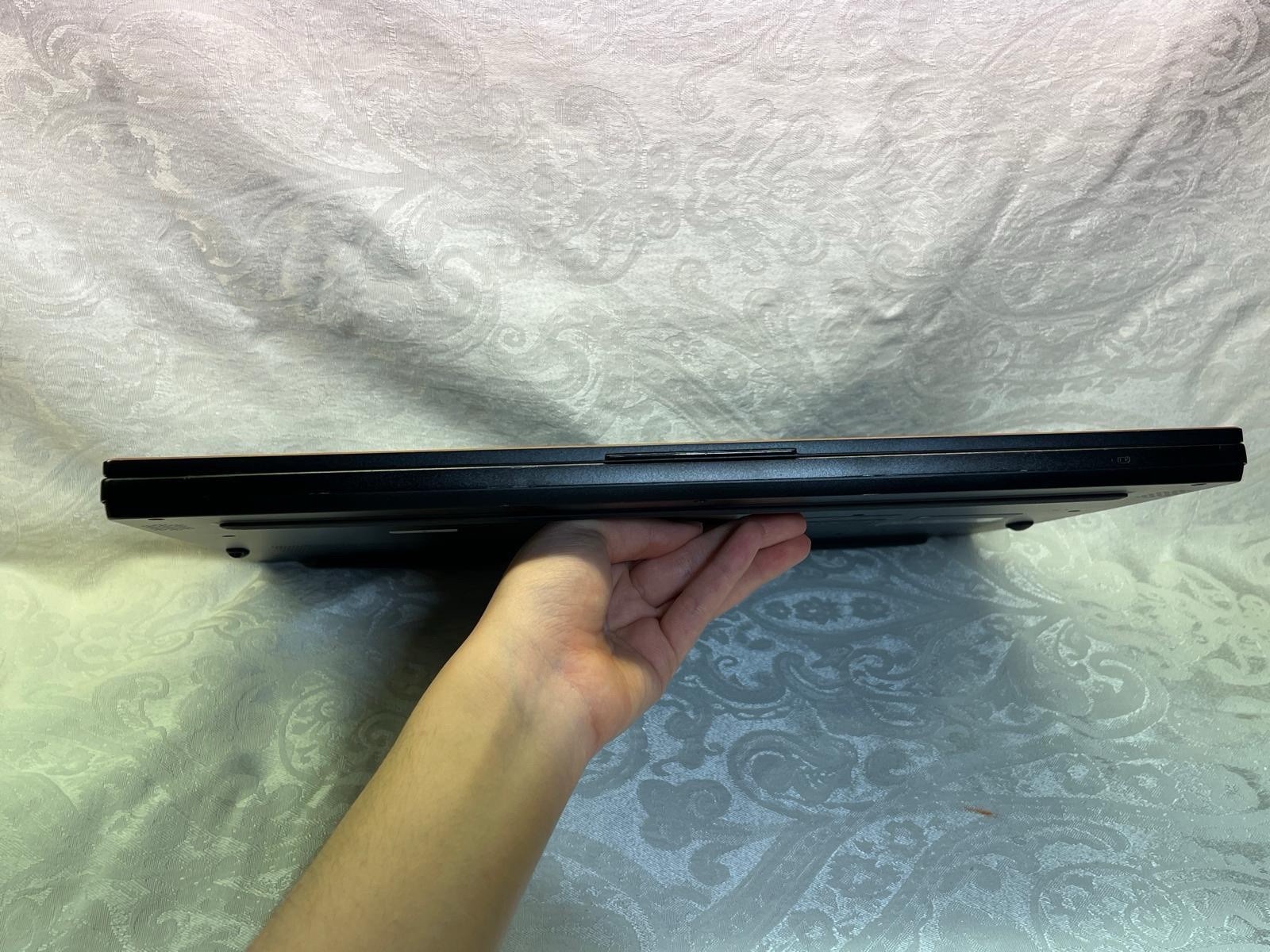 MSI GS65 STEALTH-1668 Thin 15.6 144Hz 7ms Ultra Thin and Light Gaming Laptop