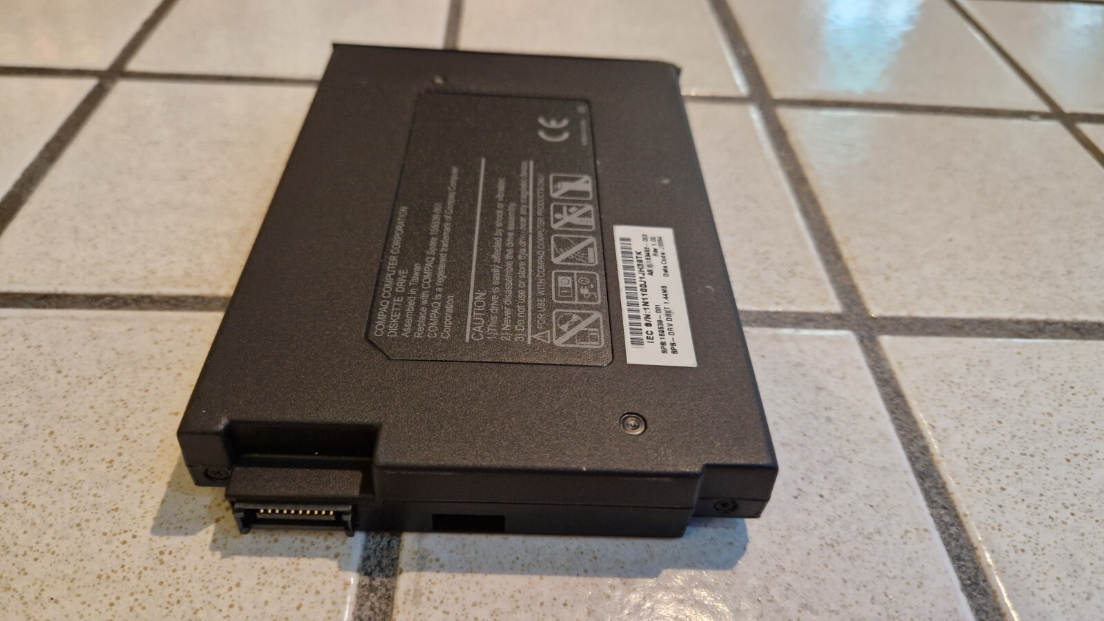 COMPAQ ARMADA E500 FLOPPY DISK DRIVE 169638 – 001