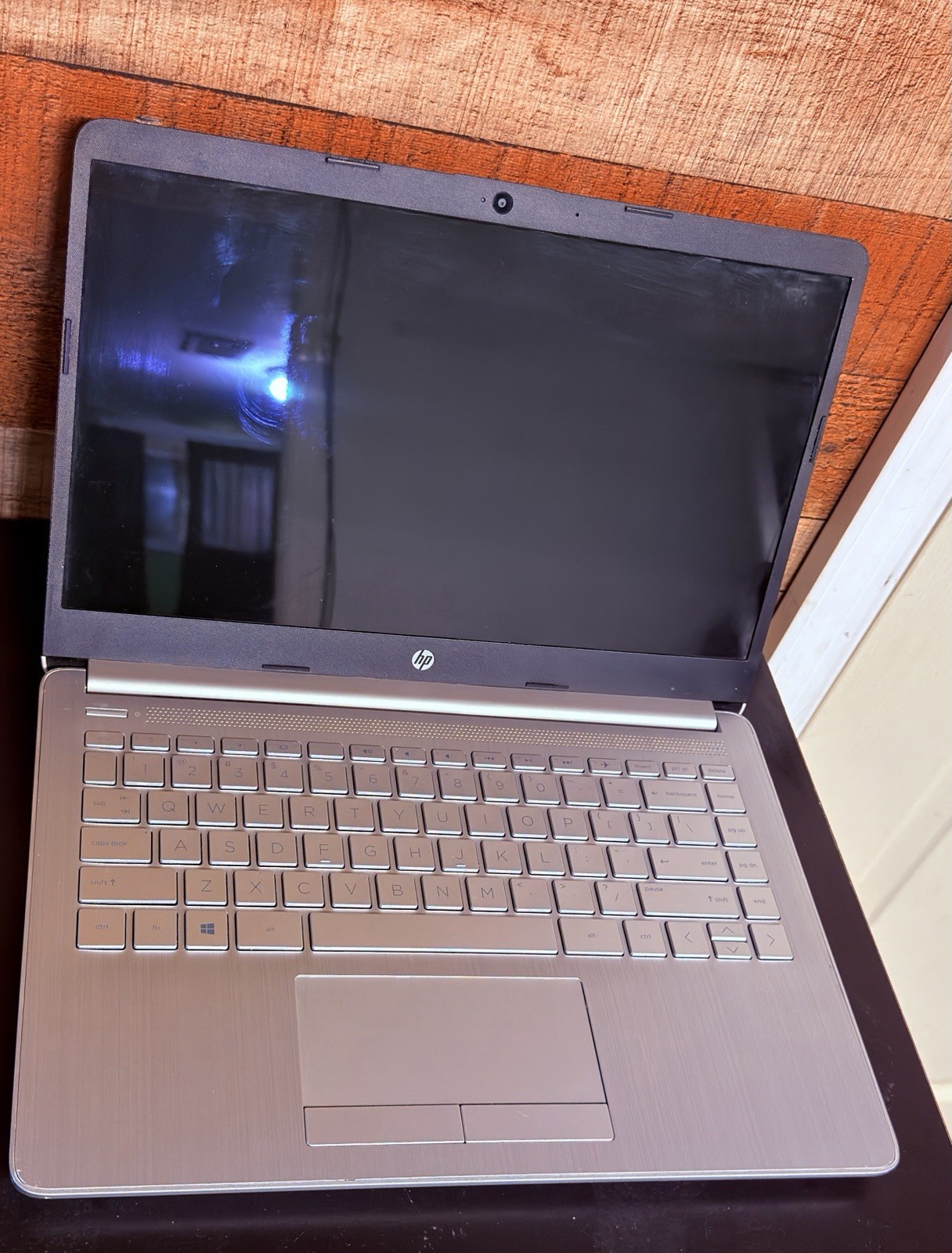 HP 14-DK1022WM 14″ (128GB SSD, AMD Ryzen 3 3200U, 2.6GHz, 4GB RAM) Laptop Silver