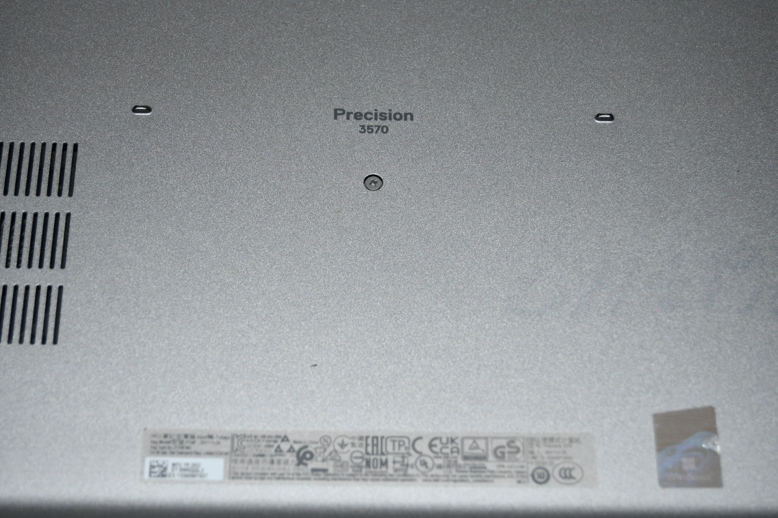 ^ Dell Precision 3570 Laptop Intel i7-1265U @ 4.15GHz 16GB RAM No HD #X7004