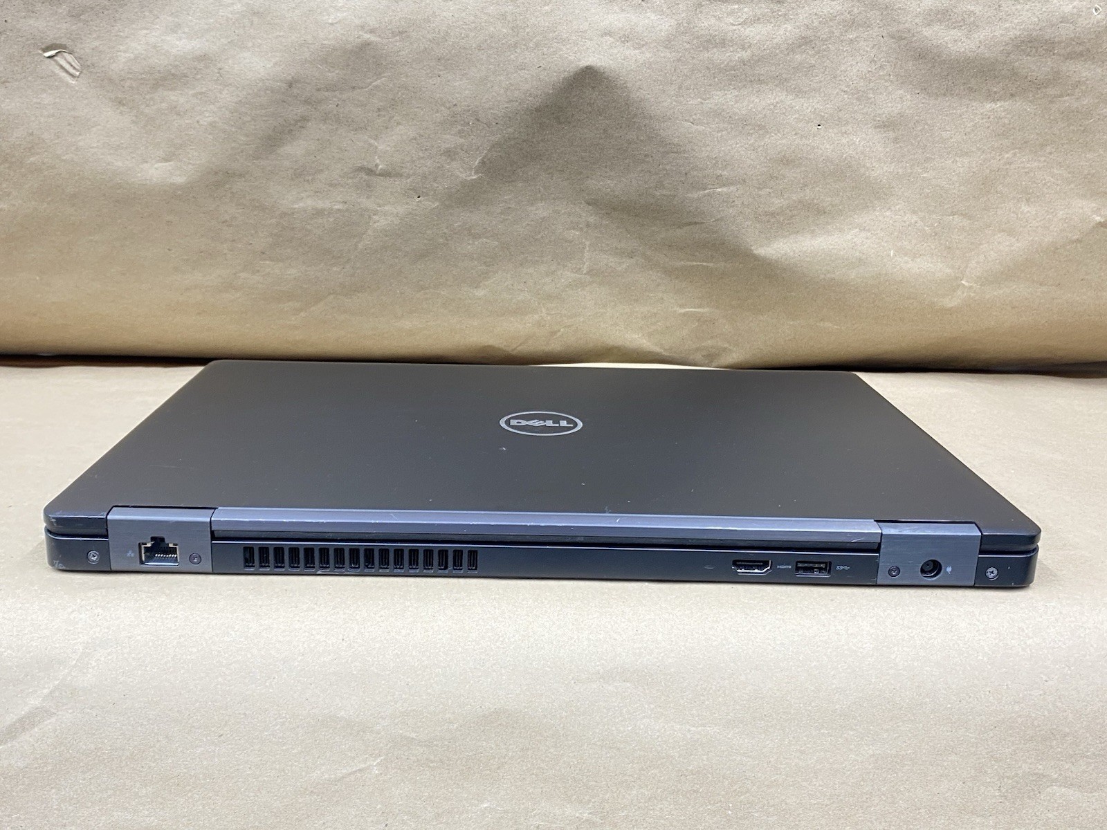 Dell Latitude 5580 – 15.5″ FHD – i5-7300U – 16GB – 256GB SSD – Win 10 Pro