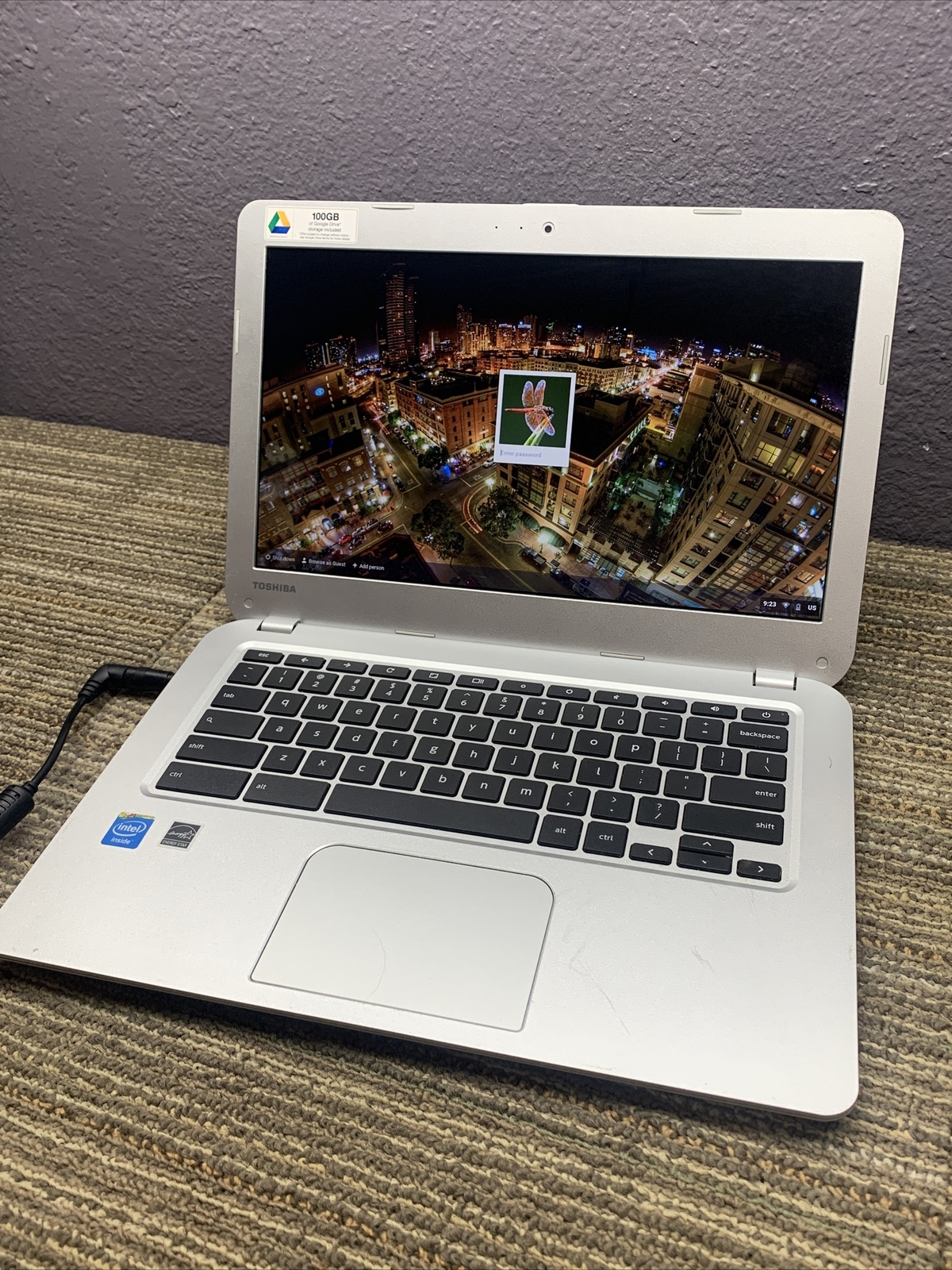 Toshiba Chromebook CB35-A3120 Intel Celeron 2955U 2GB RAM 16GB SSD 13.3″ 516