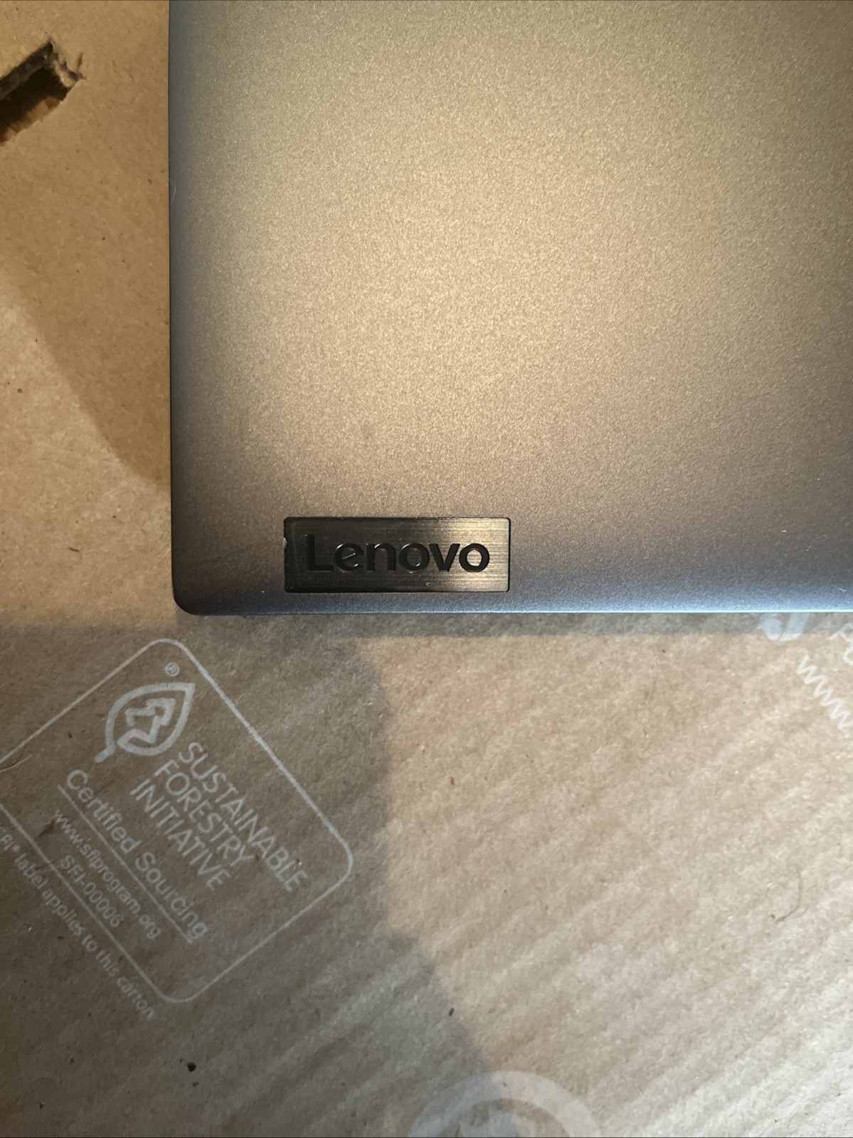Lenovo ThinkPad T14s Gen 3 – i7-1270P – 32GB DDR4 – 512GB SSD – 14’ Touchscreen