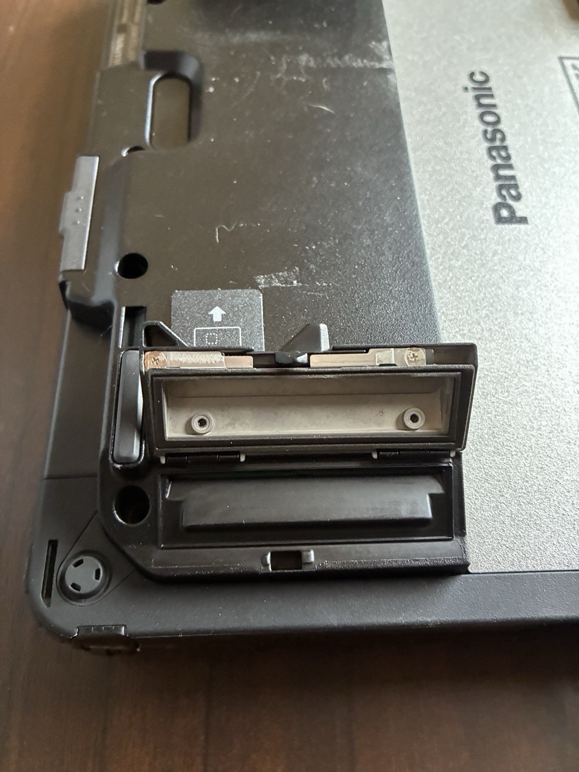 Never used – Panasonic Toughbook CF-20 2-in-1 Laptop i5 8GB 512GB SSD Win11 Pro