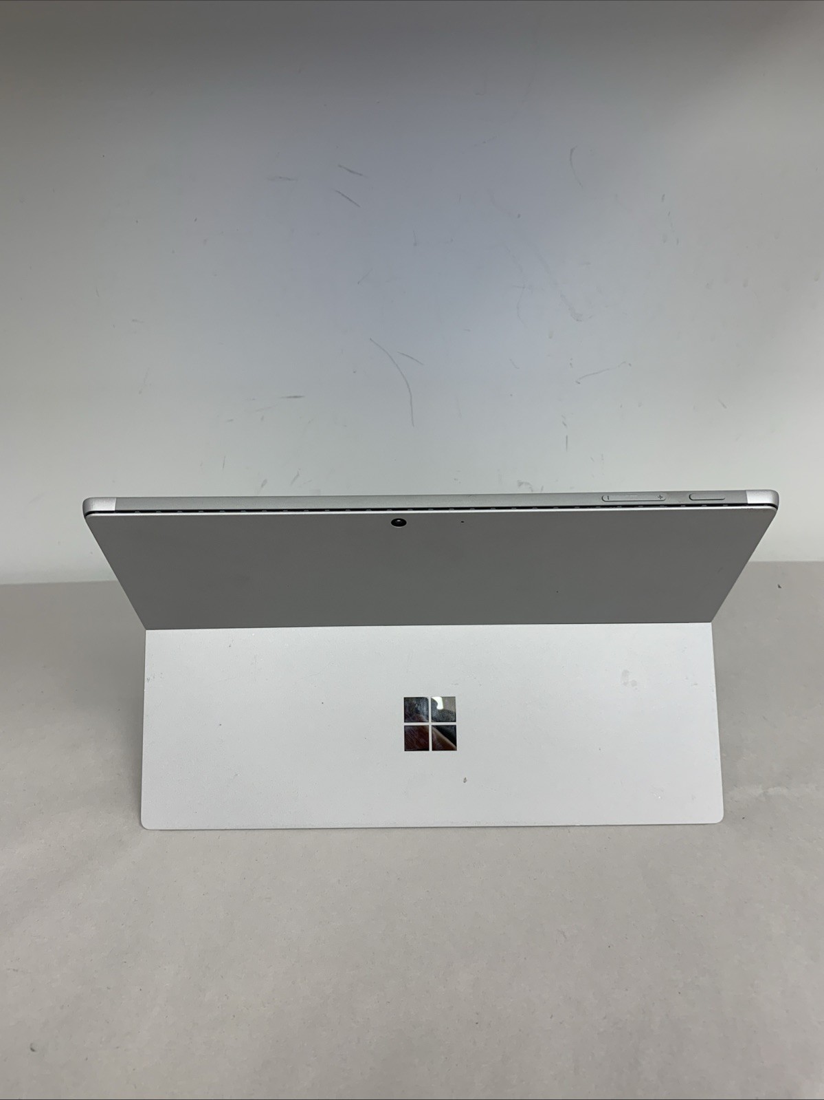 Microsoft Surface Pro 7+ 1960 Core i5-1135G7 8GB RAM 256GB SSD Win11 Pro