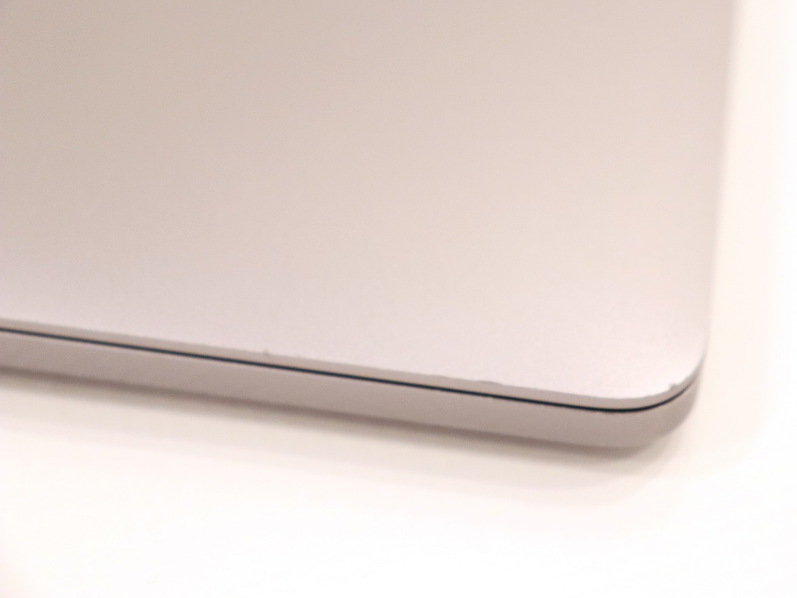 MacBook Pro 2027 a1708 13.3″ i5-7360U 8GB 128GB SSD- AS IS FIRMWARE L0CKED