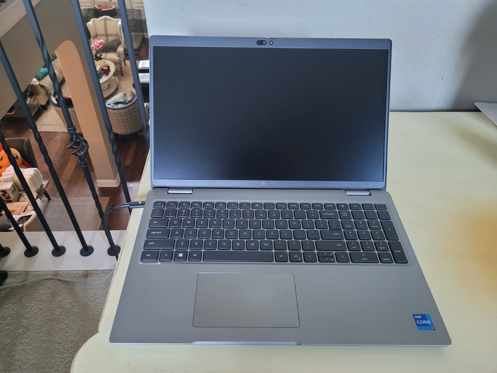 Dell Latitude 5540 15.6″ FHD Core i7-1355U 512GB NVMe SSD 32GB Win11P UWT 2026/9