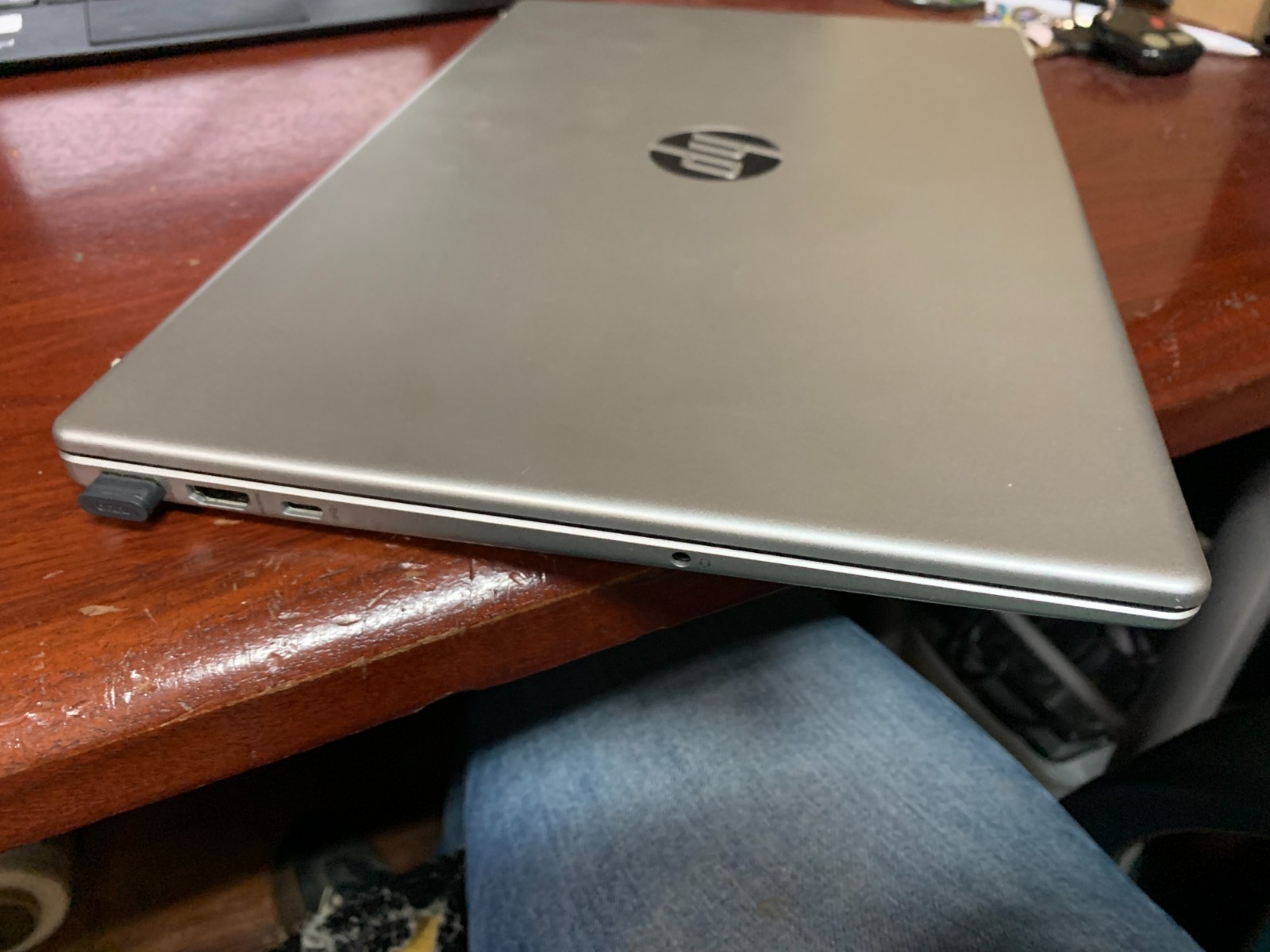 HP 15-fd0182wm Laptop i7-1355U 16GB 1TB SSD 15.6″ FHD Iris Xe Win11 Silver